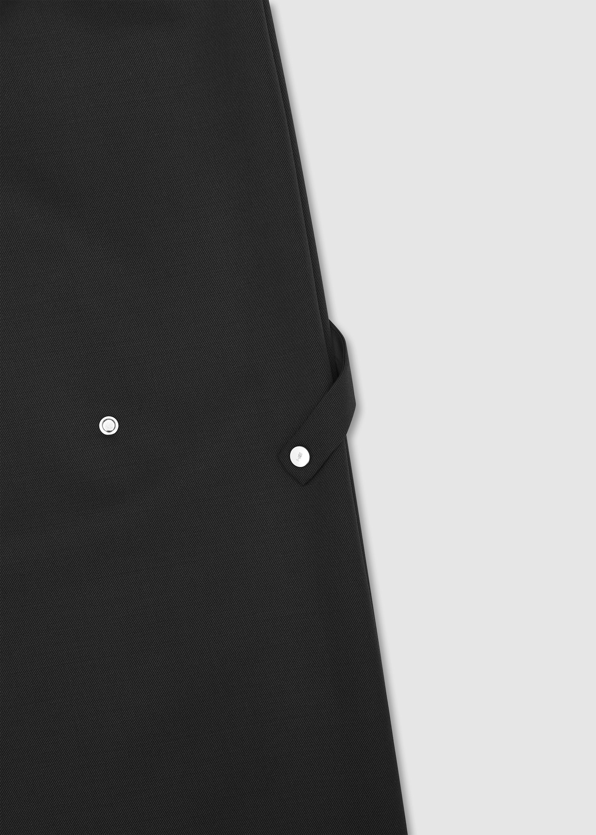 HE, product: ROBUR TAILORED TROUSERS (Fig. 7)