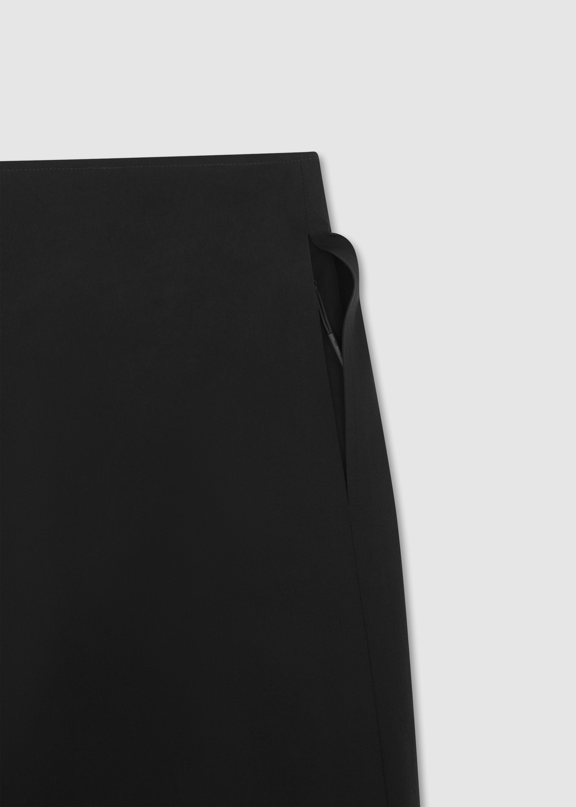 HE, product: LAYERED TECHNICAL TROUSERS (Fig. 10)