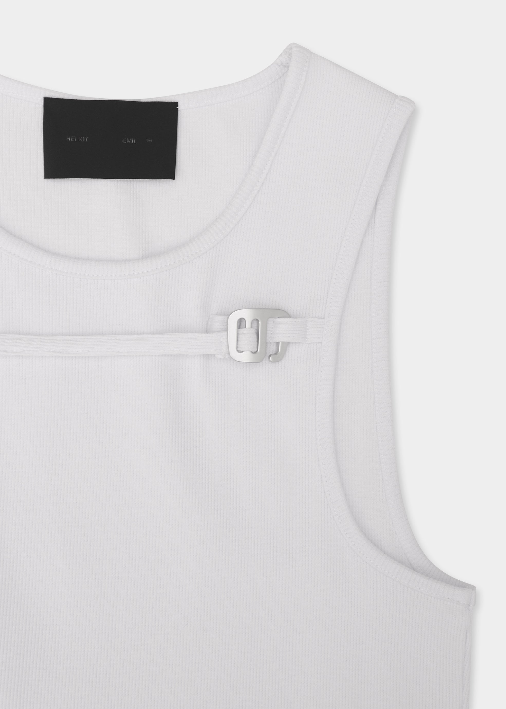 HE, product: GREGARIA SLINGER (Fig. 9)