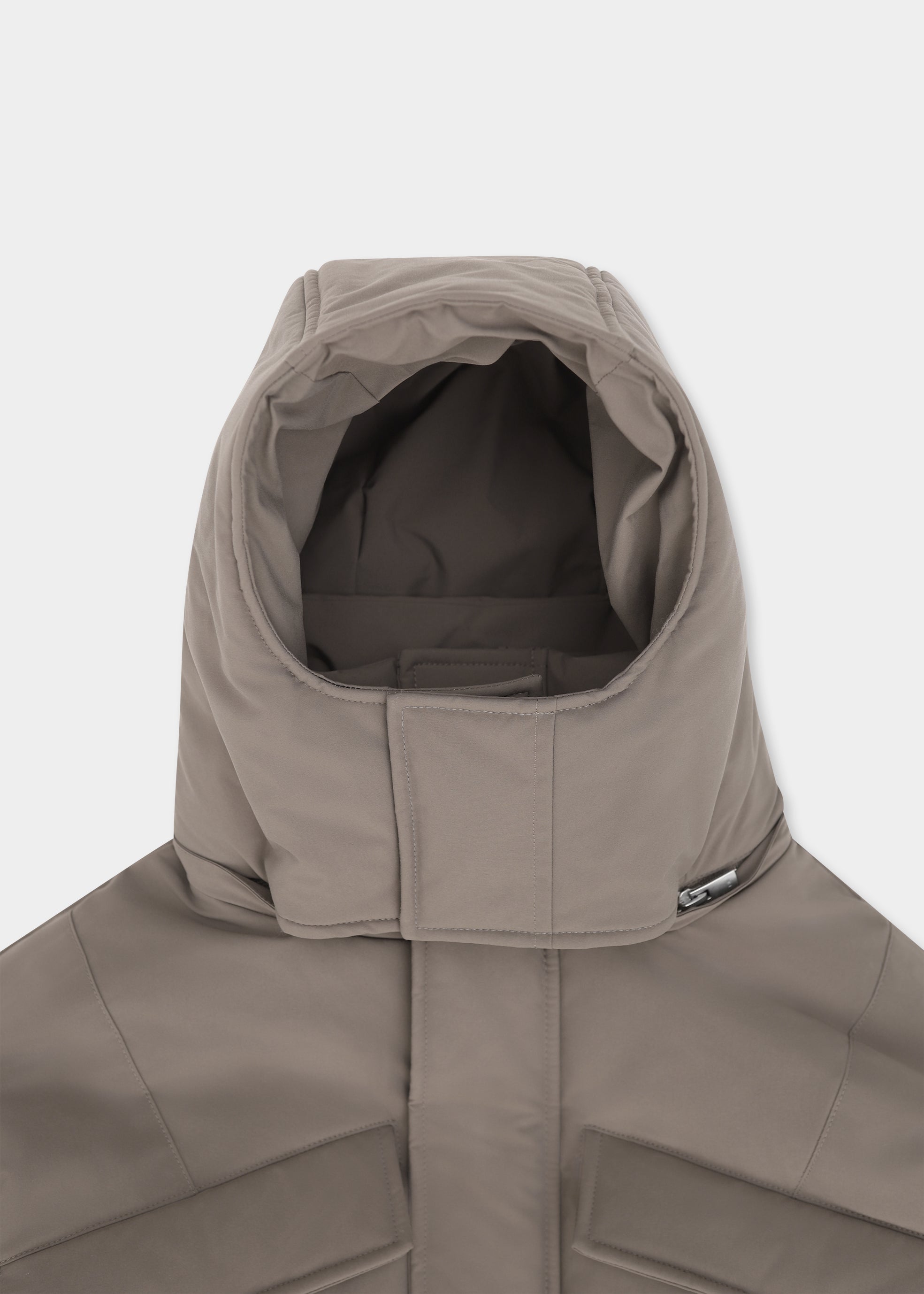 HE, product: PRAESIDIUM CROPPED PARKA (Fig. 11)