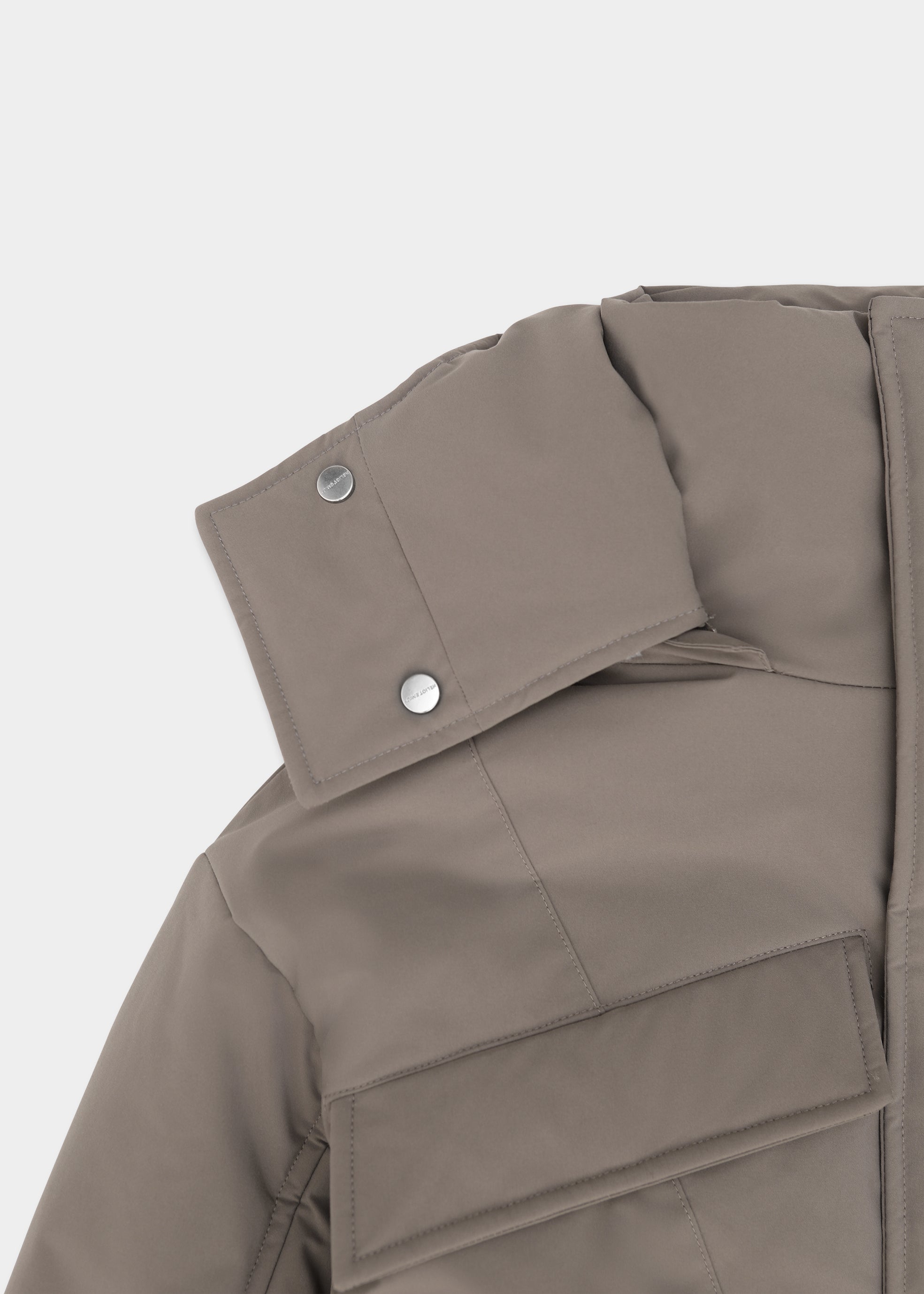 HE, product: PRAESIDIUM CROPPED PARKA (Fig. 8)