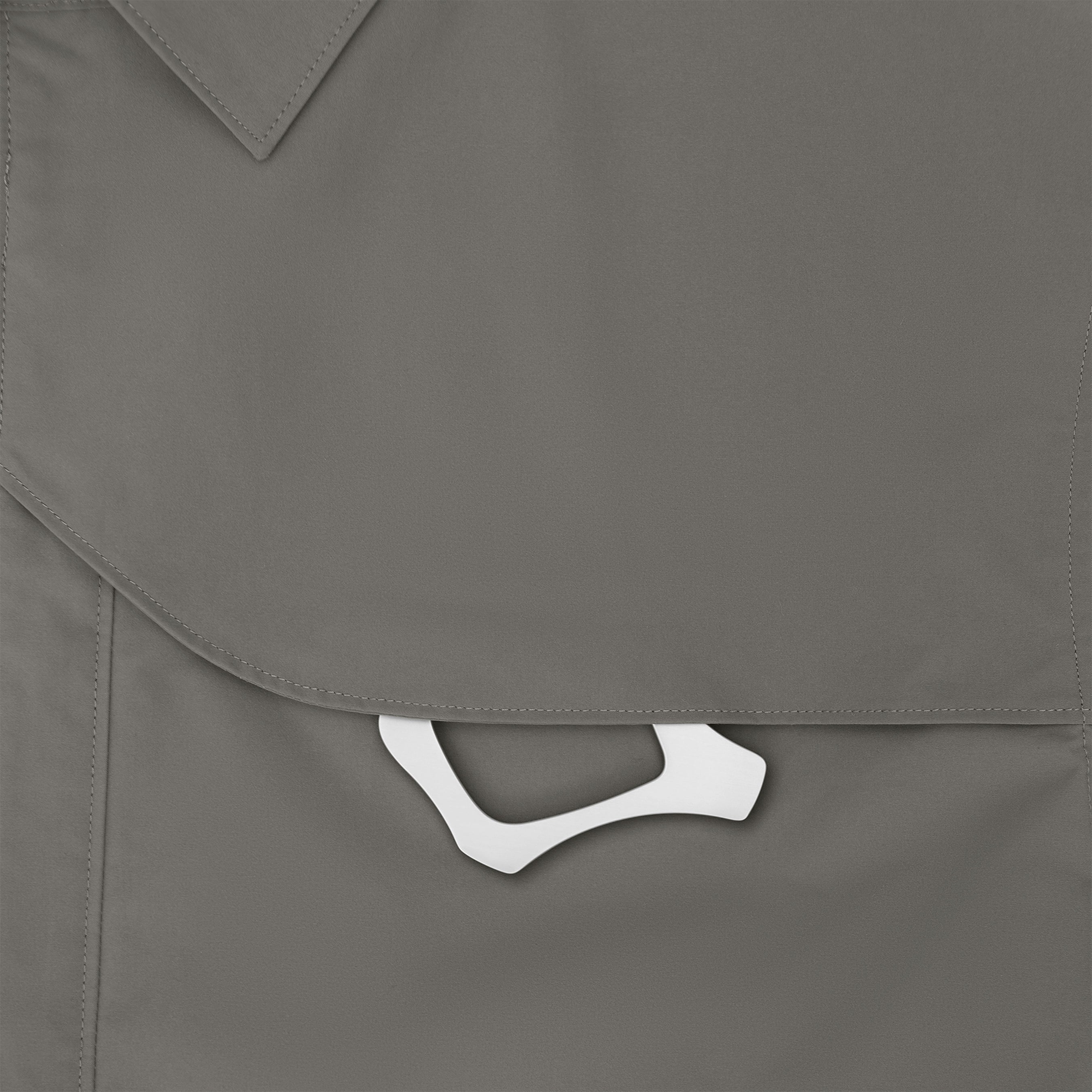 HE, product: SS/NYLON SHIRT W. CARABINER (Fig. 3)