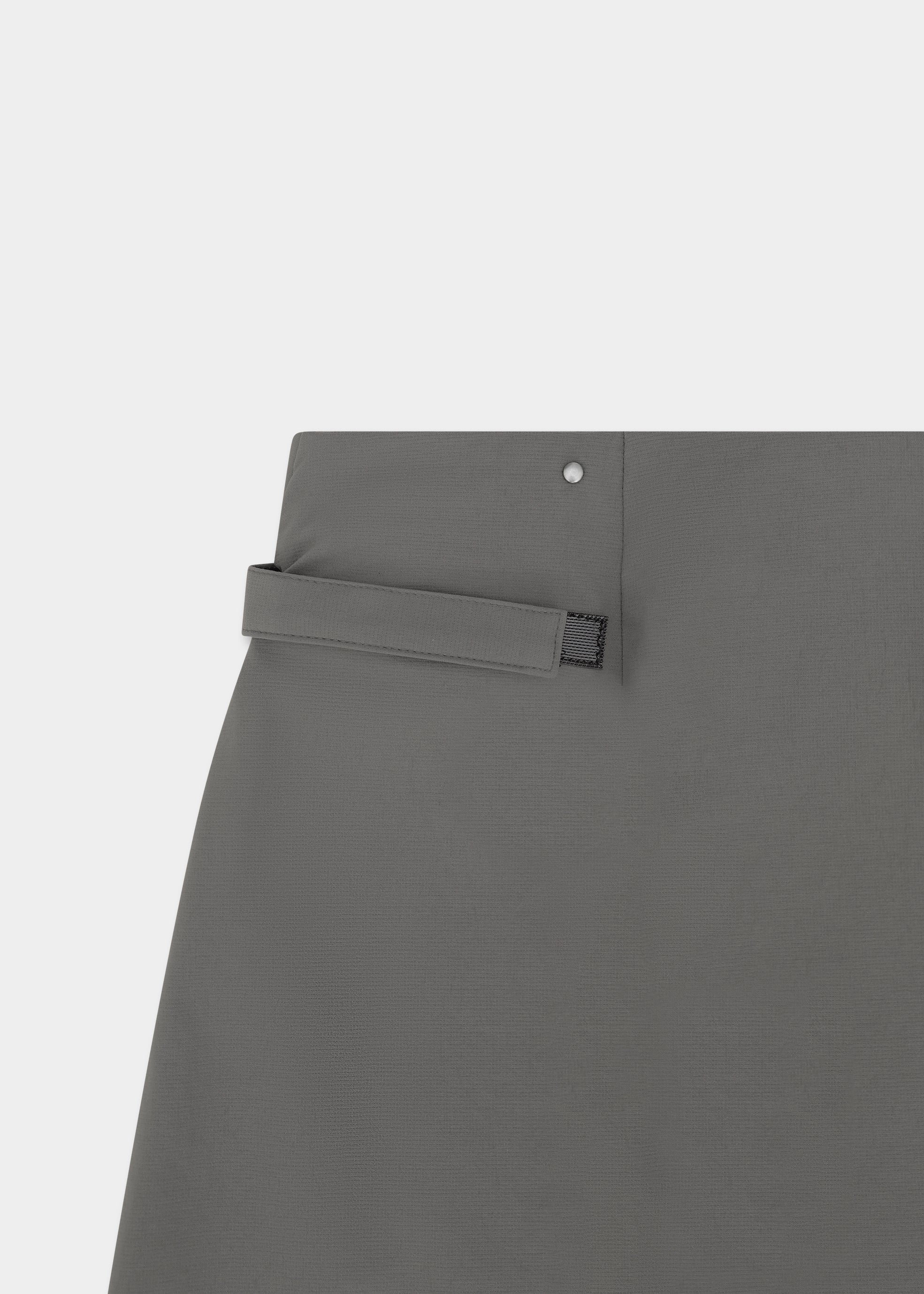 HE, product: CALICHE TECHNICAL SKIRT (Fig. 9)