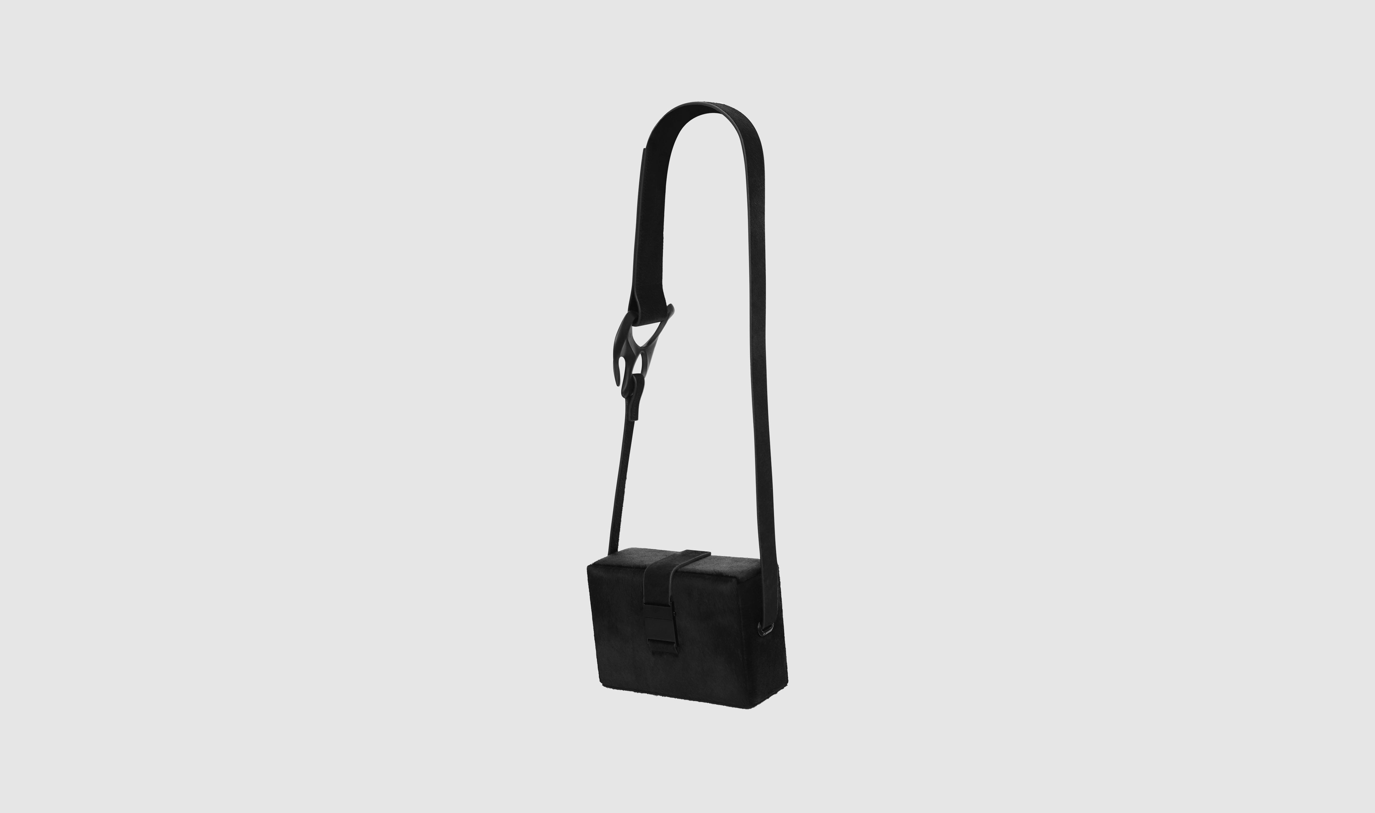 HE, product: PONY HAIR SOLELY BOX BAG (Fig. 9)