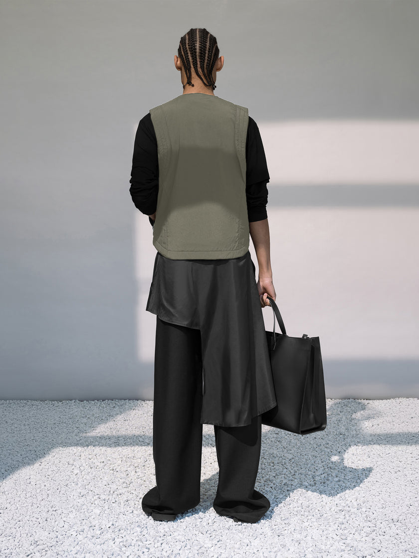 HE, product: MOTILITY VEST (Fig. 7)