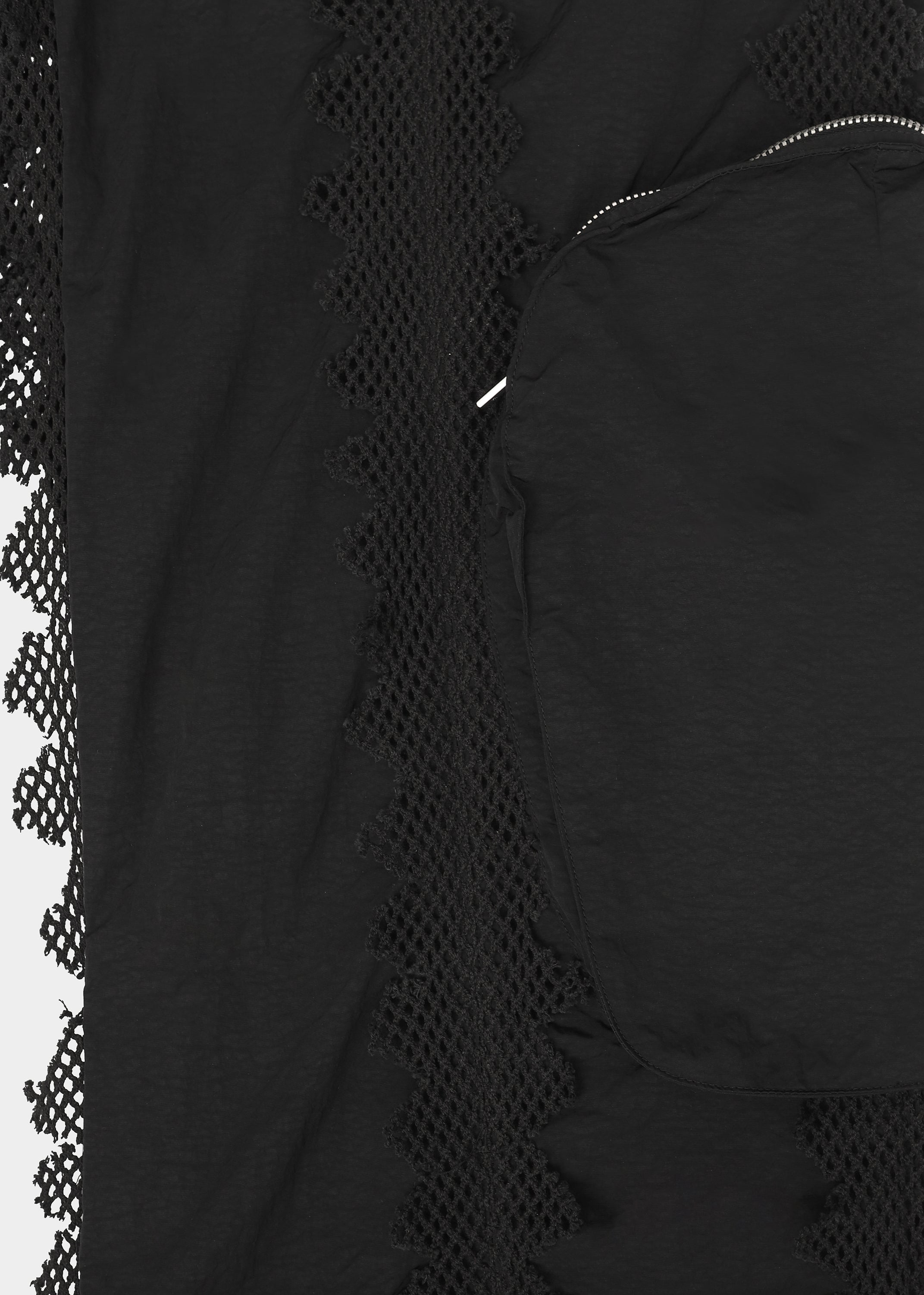 HE, product: SPHERICAL CARGO SHORTS (Fig. 10)