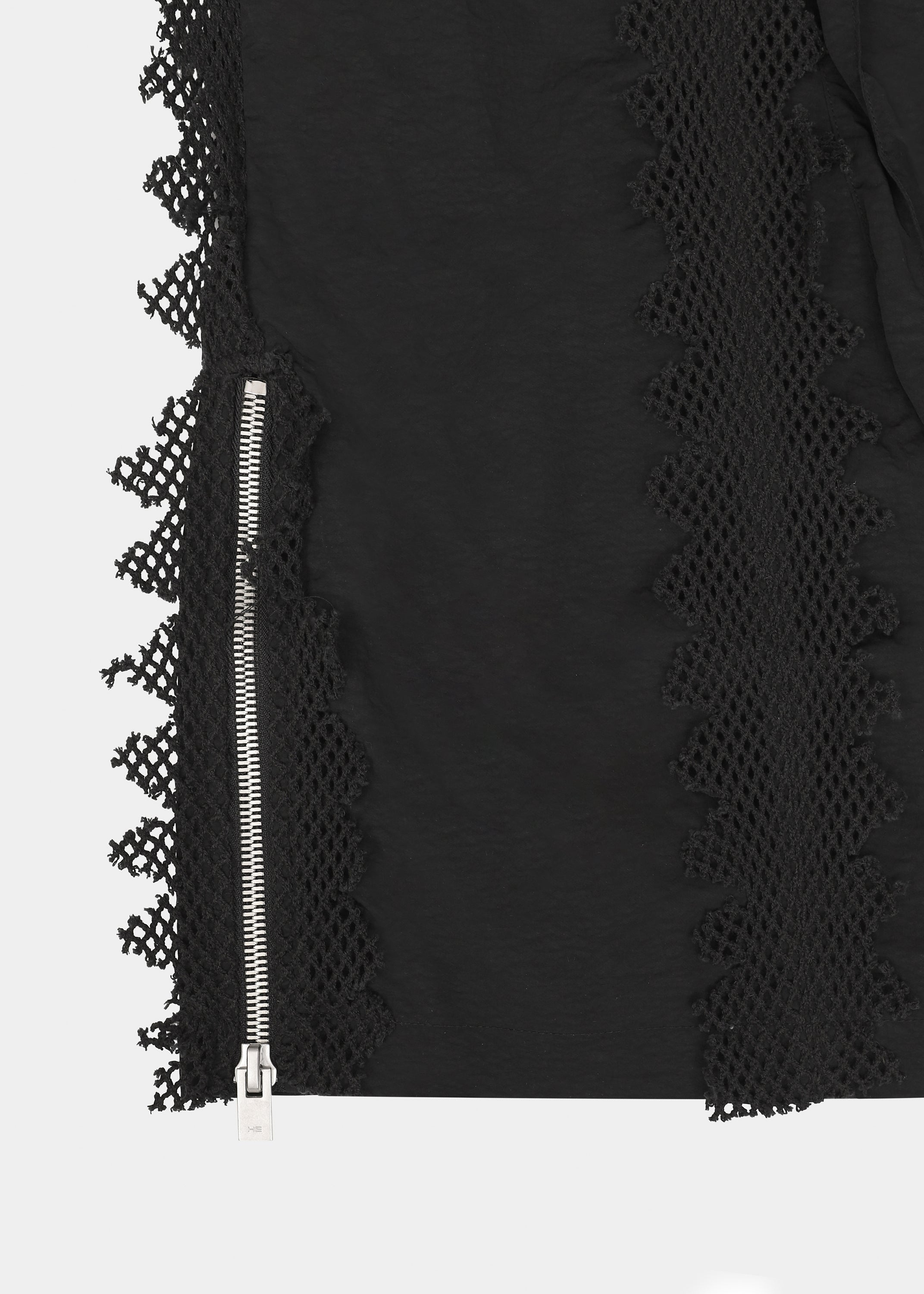 HE, product: SPHERICAL CARGO TROUSERS (Fig. 7)