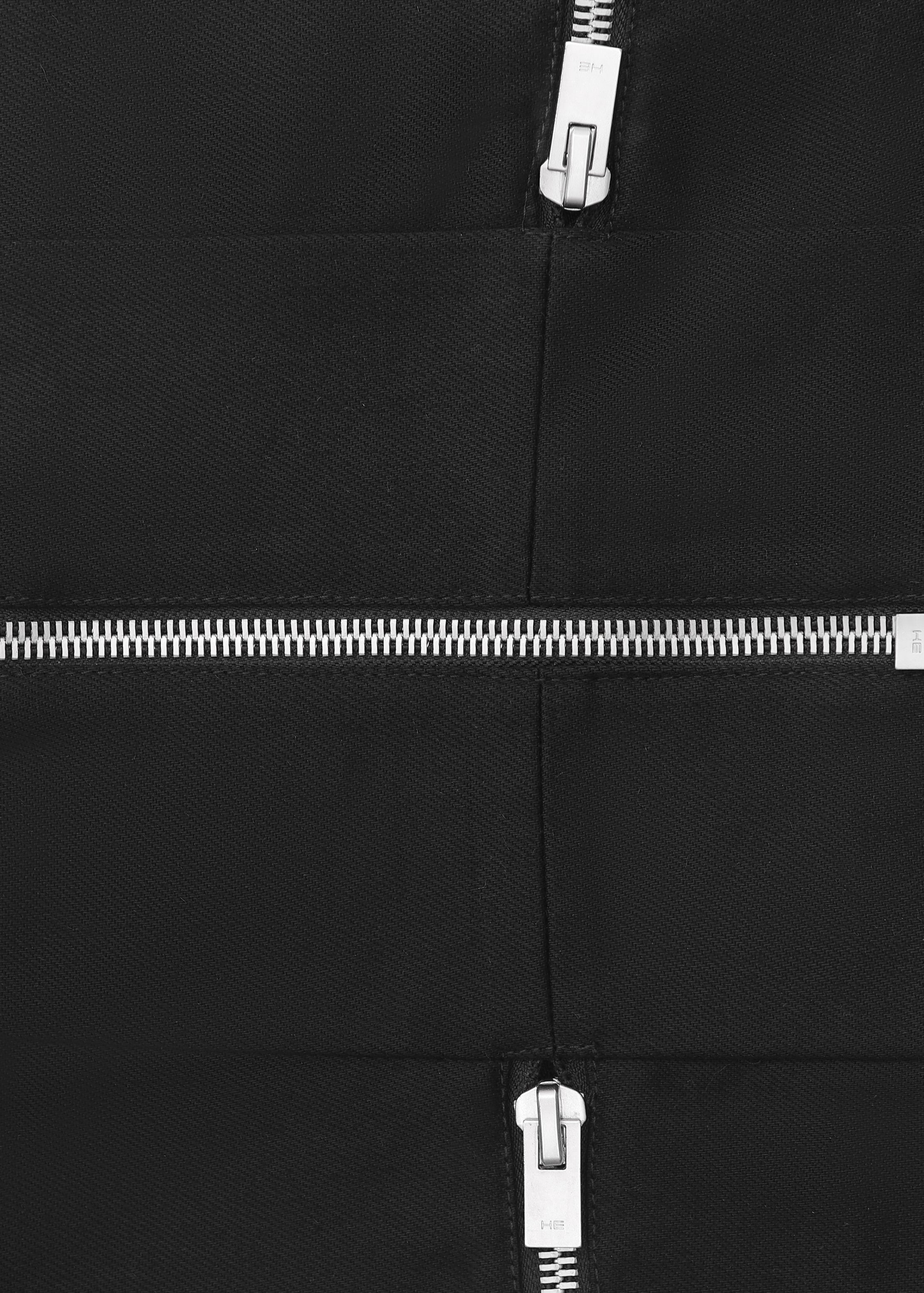 HE, product: TRITOR MINI SKIRT (Fig. 6)