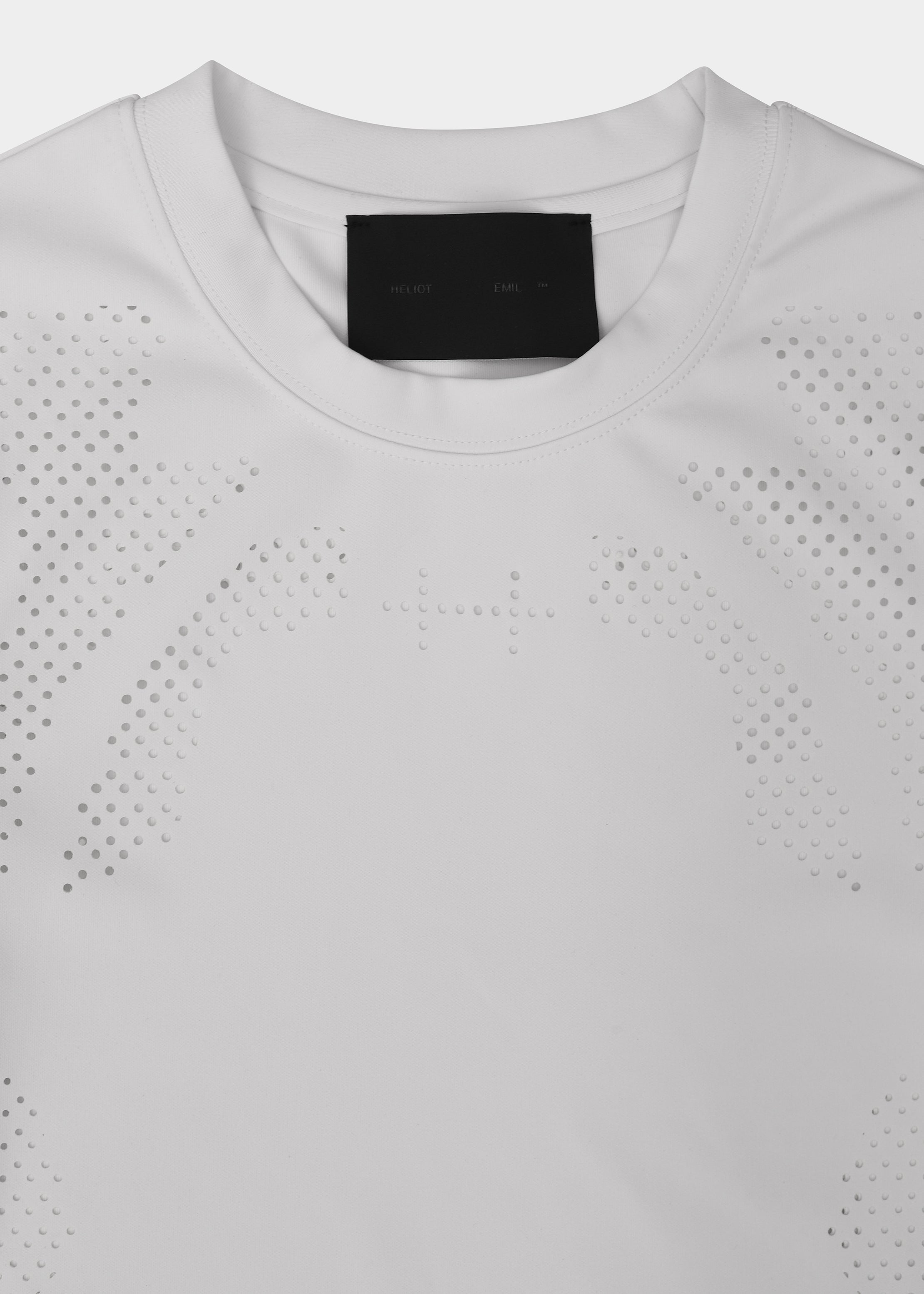 HE, product: INTINE T-SHIRT (Fig. 10)