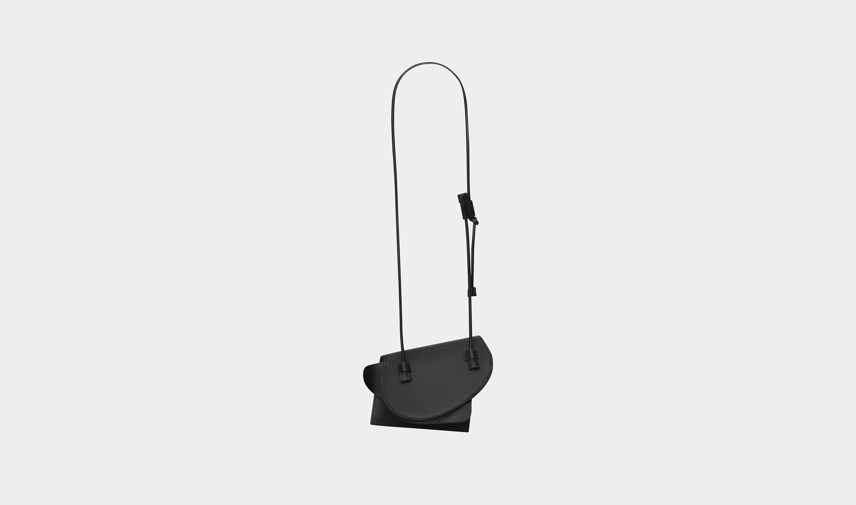 HE, product: EXSERTED MINI BAG (Fig. 6)
