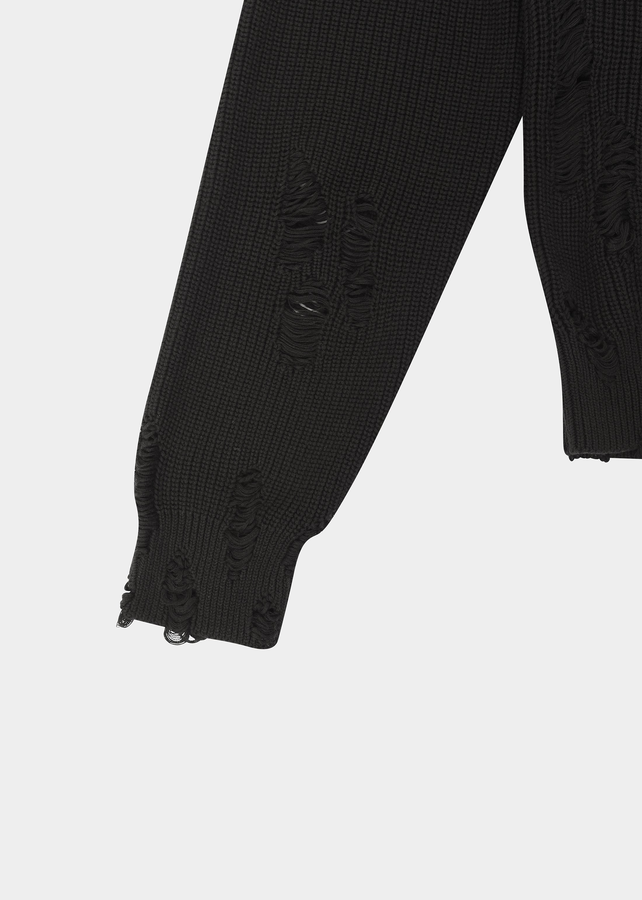 HE, product: DISTRESSED CARDIGAN (Fig. 10)