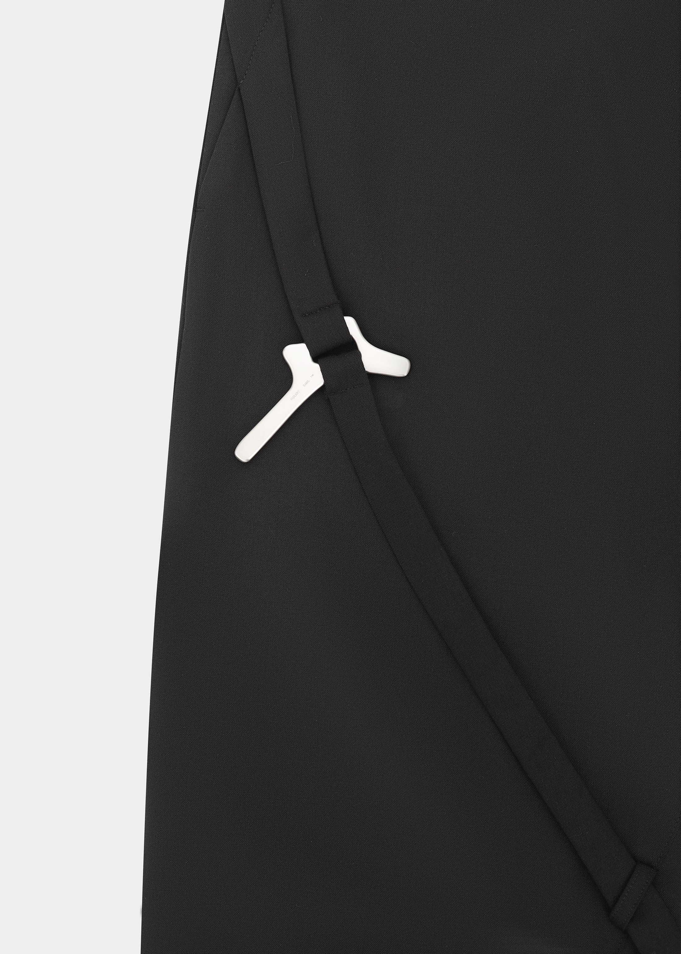 HE, product: LUMINOUS TAILORED TROUSERS (Fig. 6)