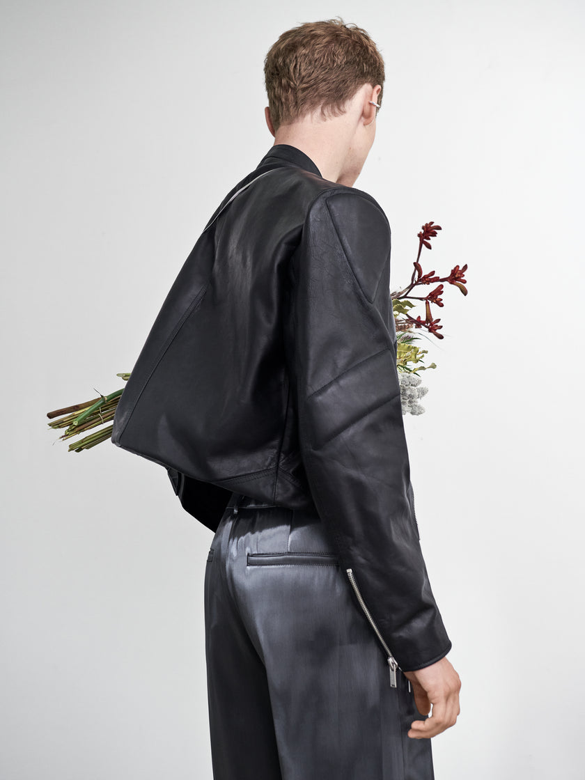 HE, product: LIQUID METAL SHORTS (Fig. 8)