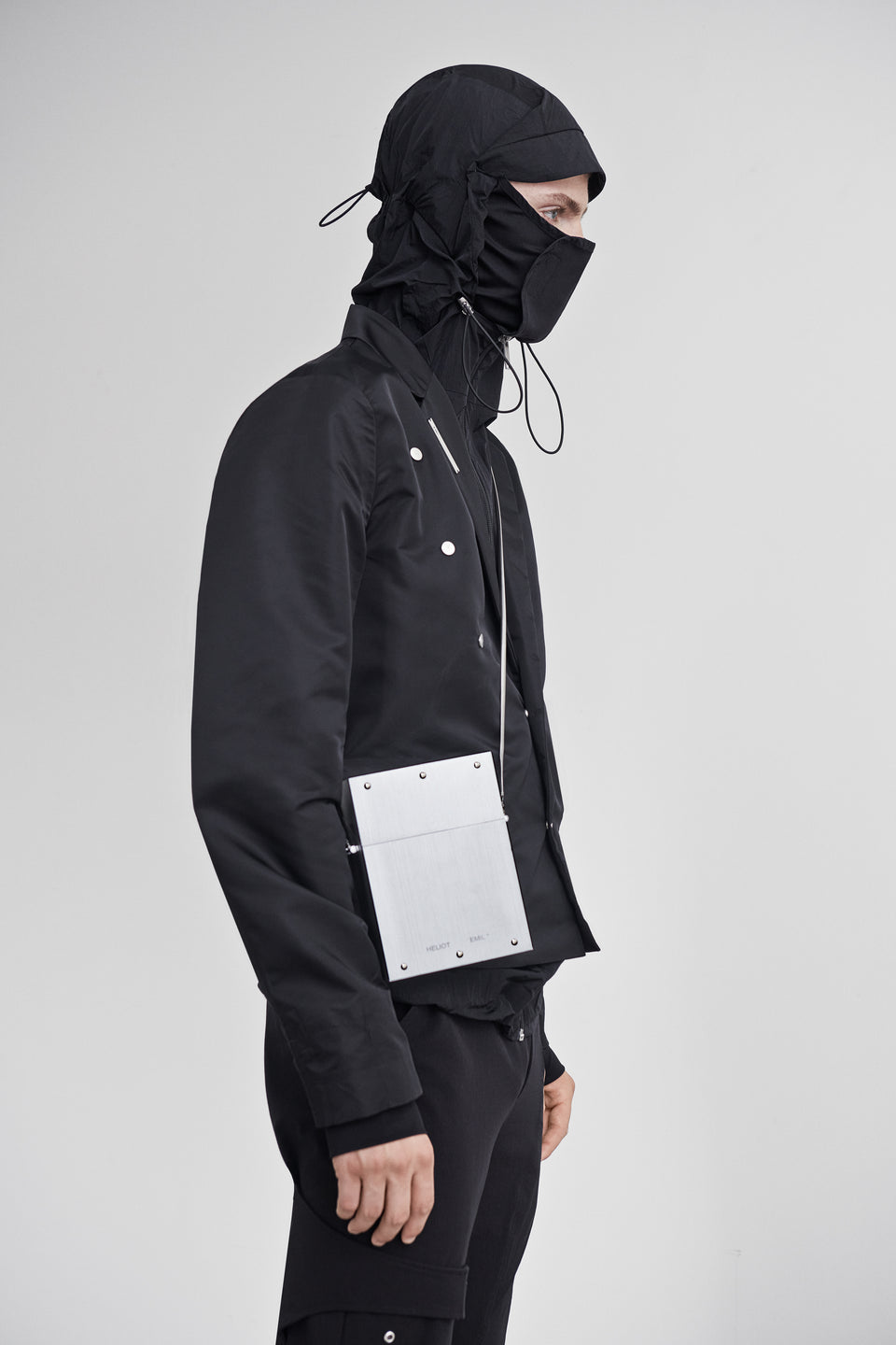 HELIOT EMIL_LOOKBOOK_SS22_MW_10