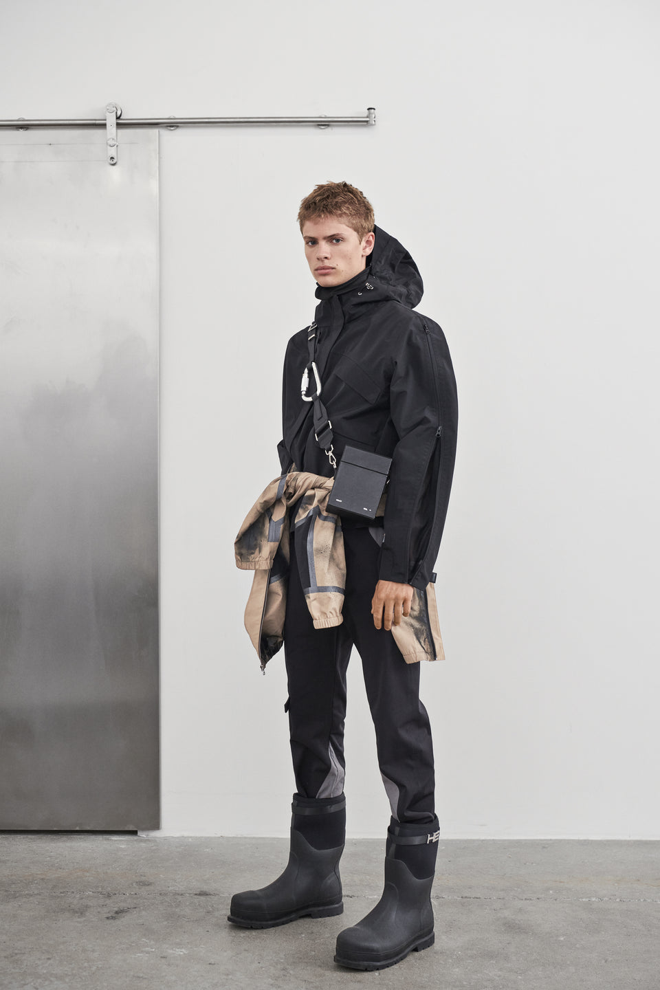 HELIOT EMIL_LOOKBOOK_SS22_MW_20