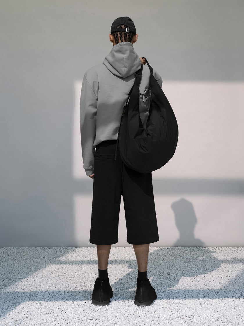 HE, product: PLANNAR BERMUDAS (Fig. 4)