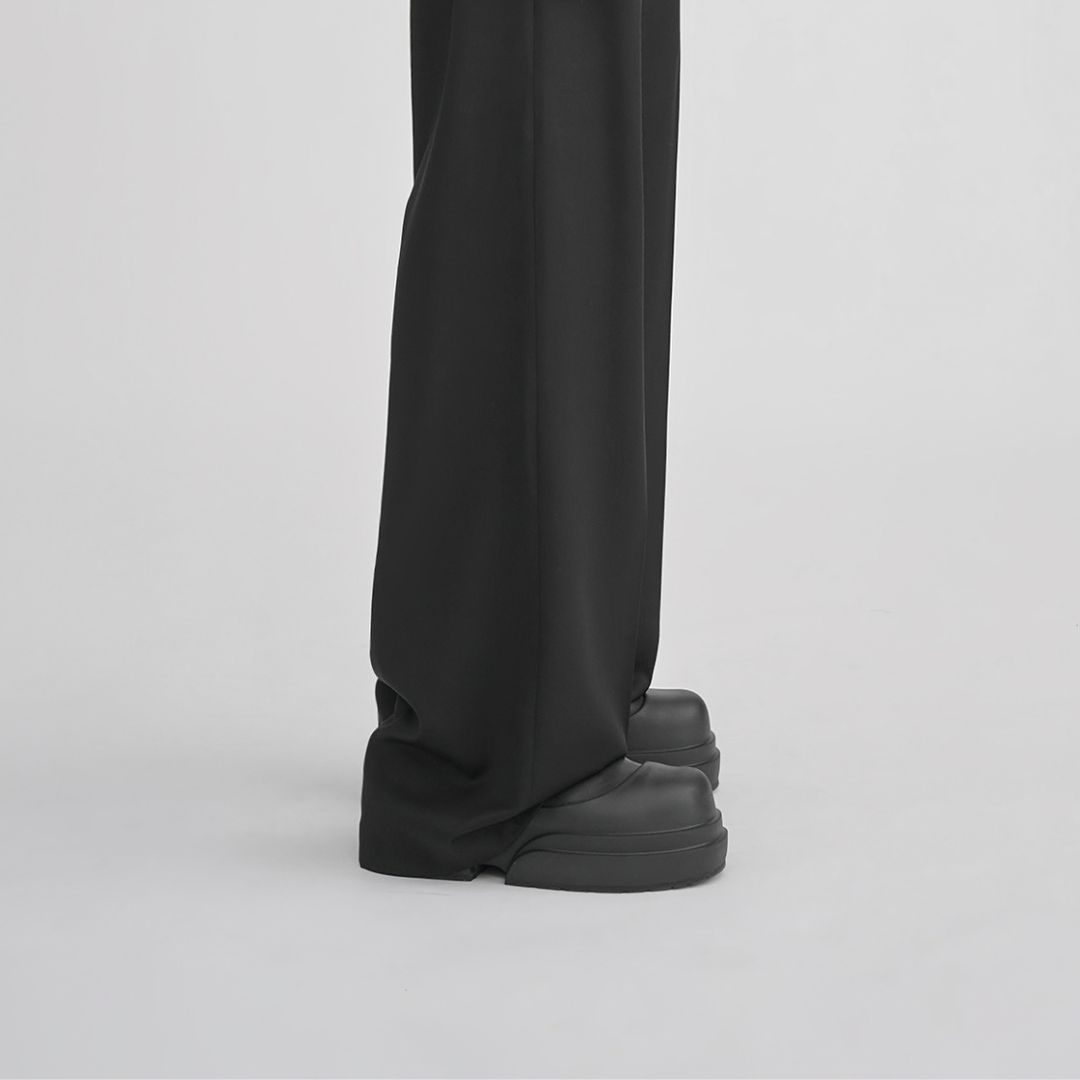 HE, product: SONOMATIC BOOTS (Fig. 4)