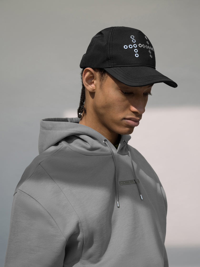 HE, product: KYNEE CAP (Fig. 11)