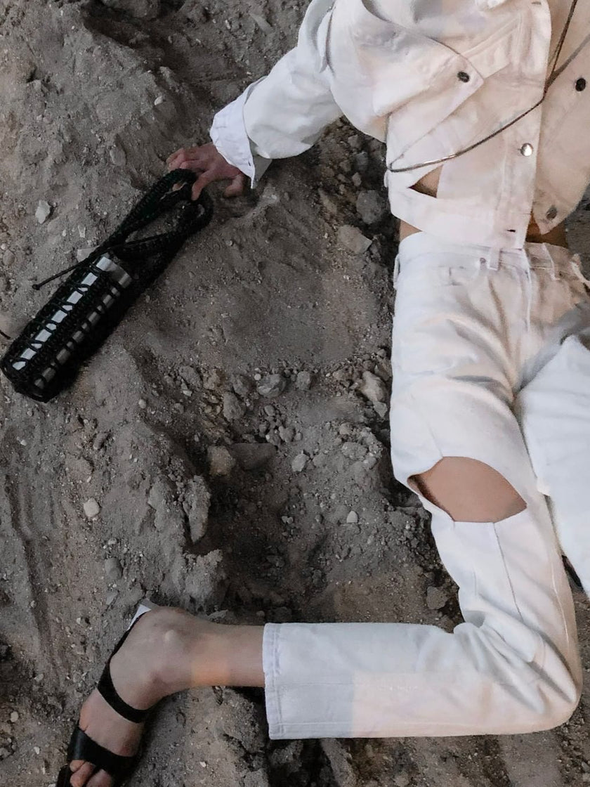 HE, product: PIERIS DENIM TROUSER (Fig. 9)