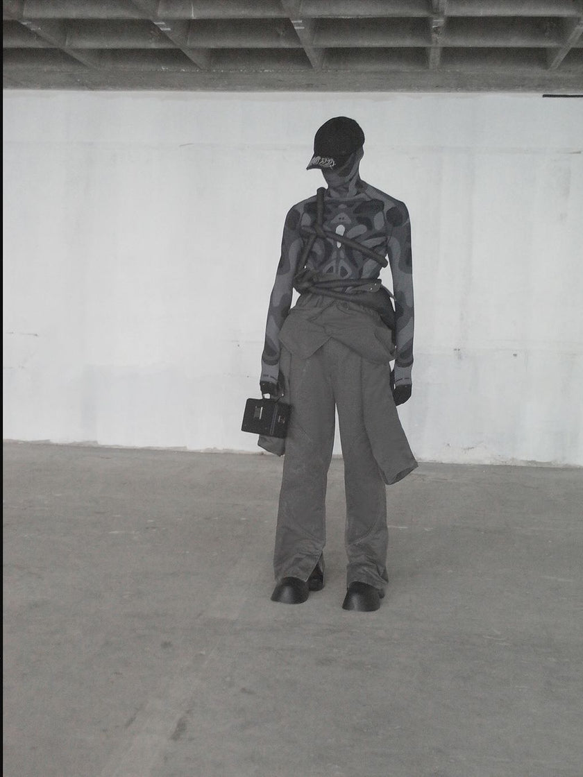 HE, product: DISTORTED CAP (Fig. 14)