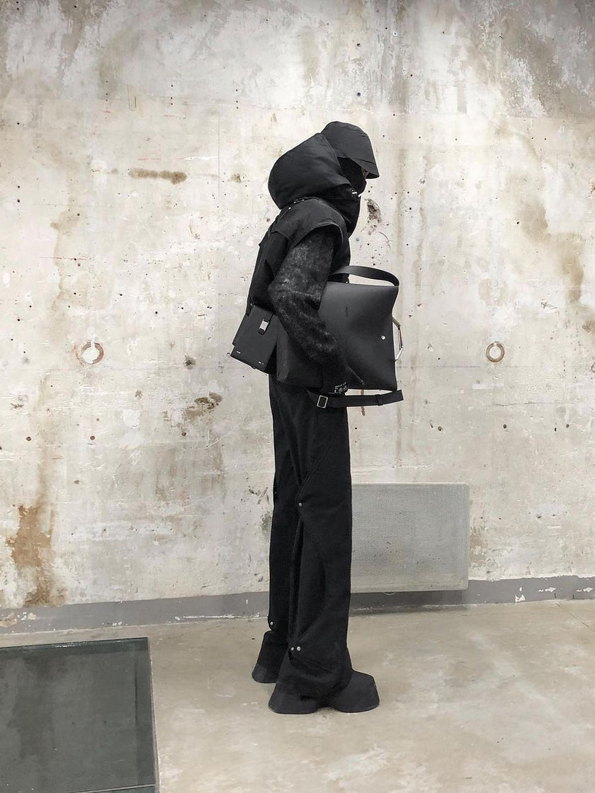 HE, product: BLAZE BUCKET HAT (Fig. 14)