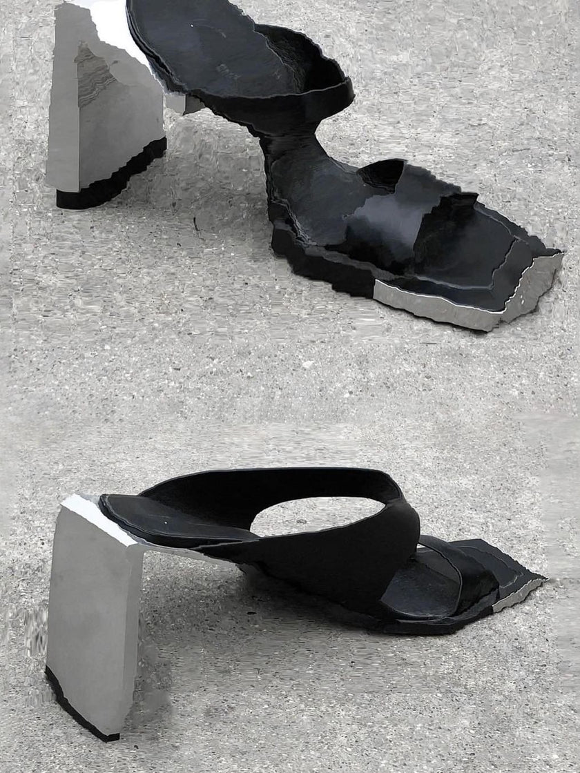 HE, product: SANDALS (Fig. 17)