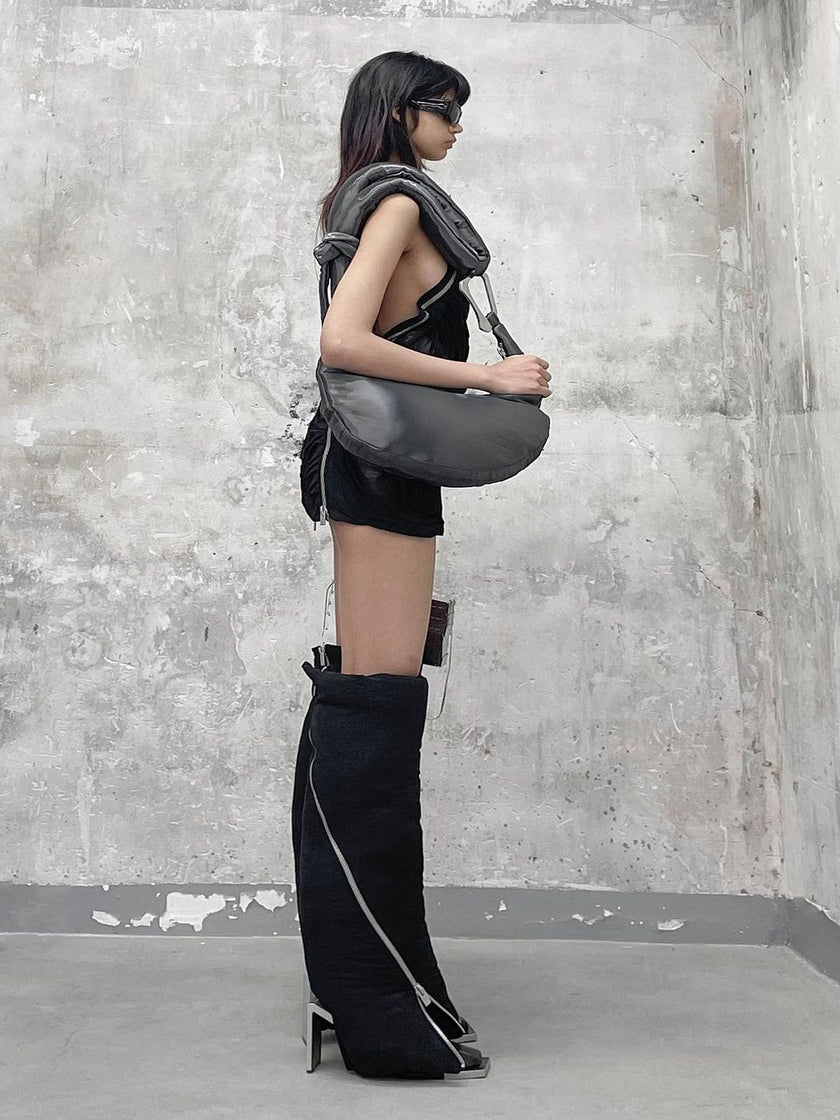 HE, product: LIQUID METAL ATTACHE TOTE (Fig. 15)