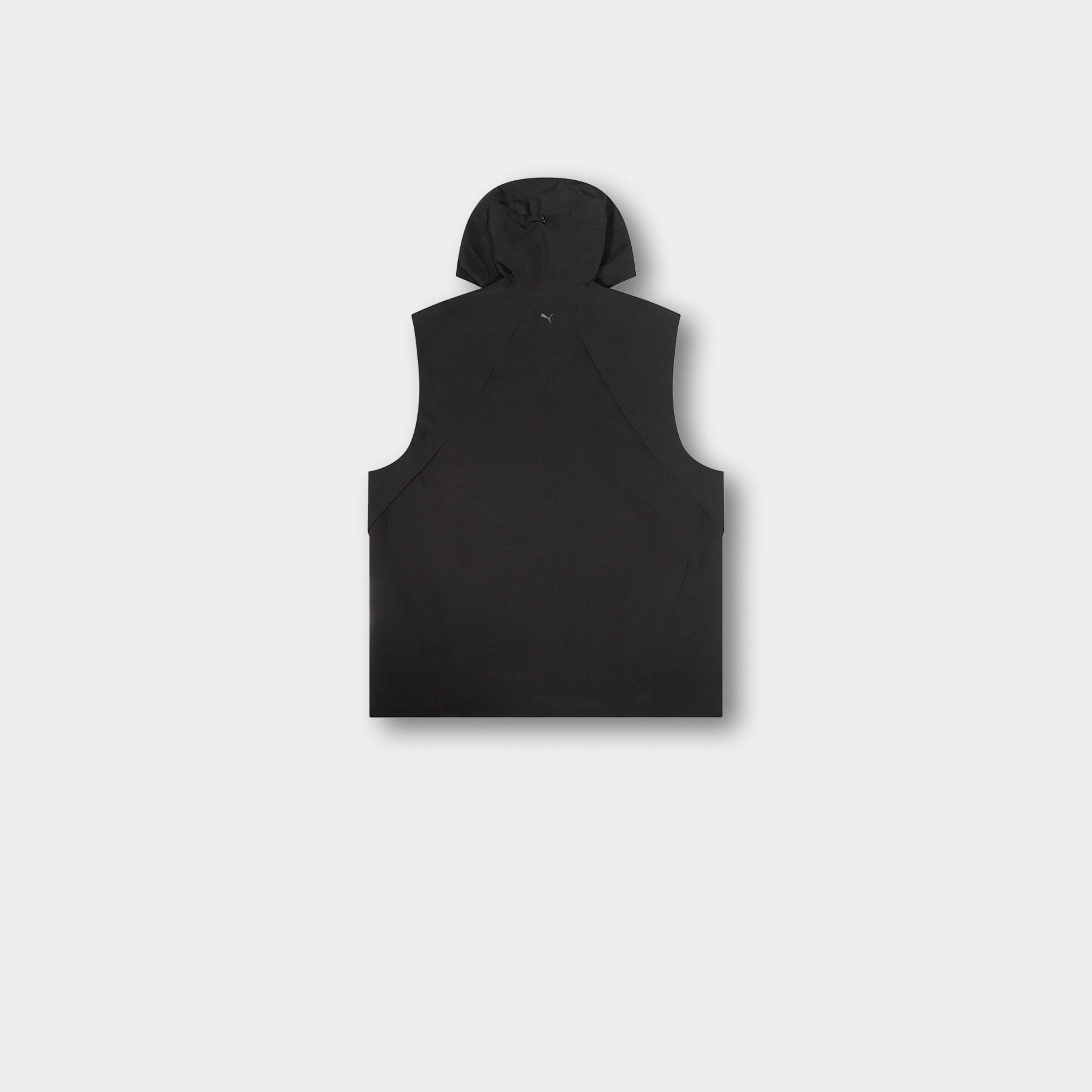 HE, product: PUMA X HELIOT EMIL VEST (Fig. 11)
