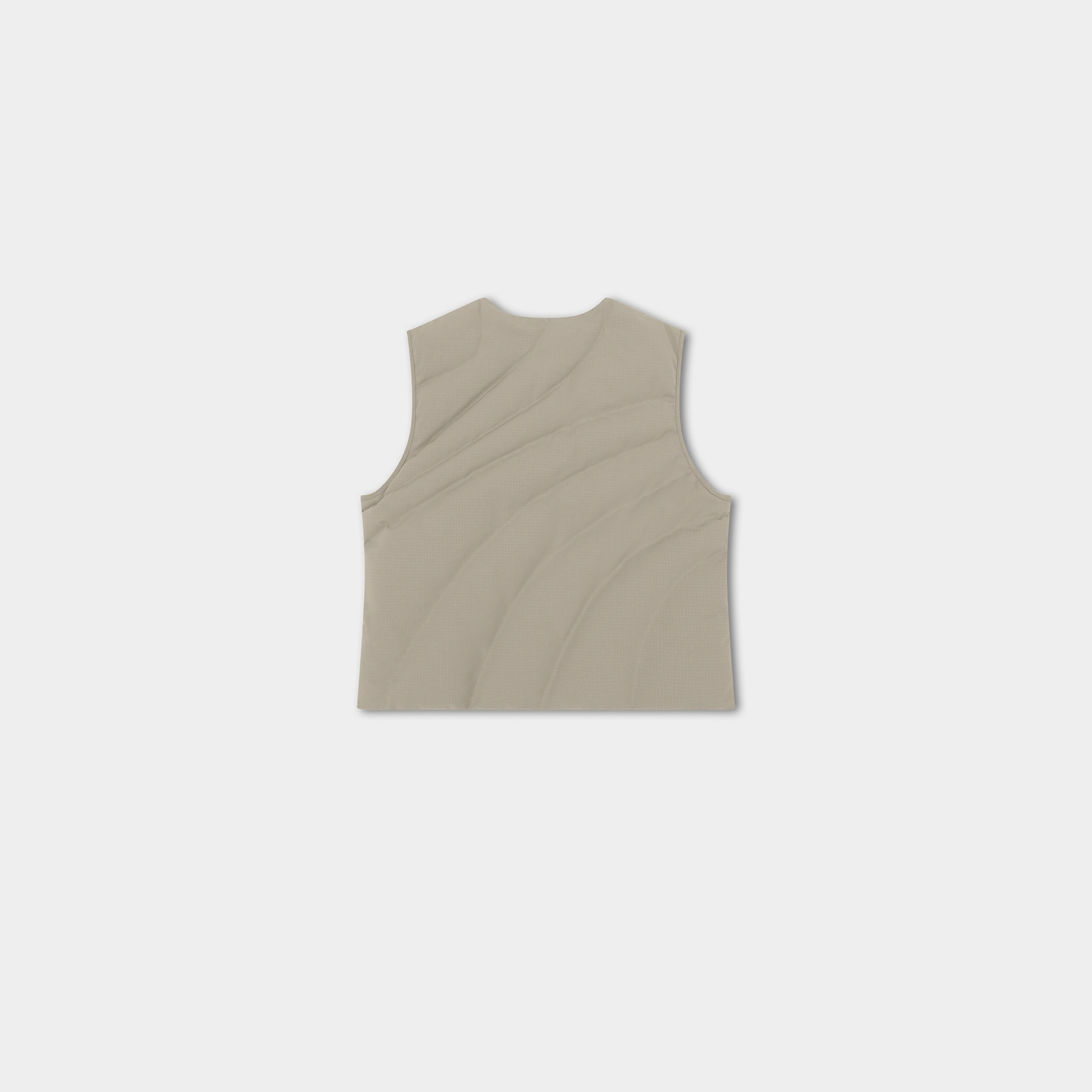 HE, product: VISUS DOWN VEST (Fig. 11)