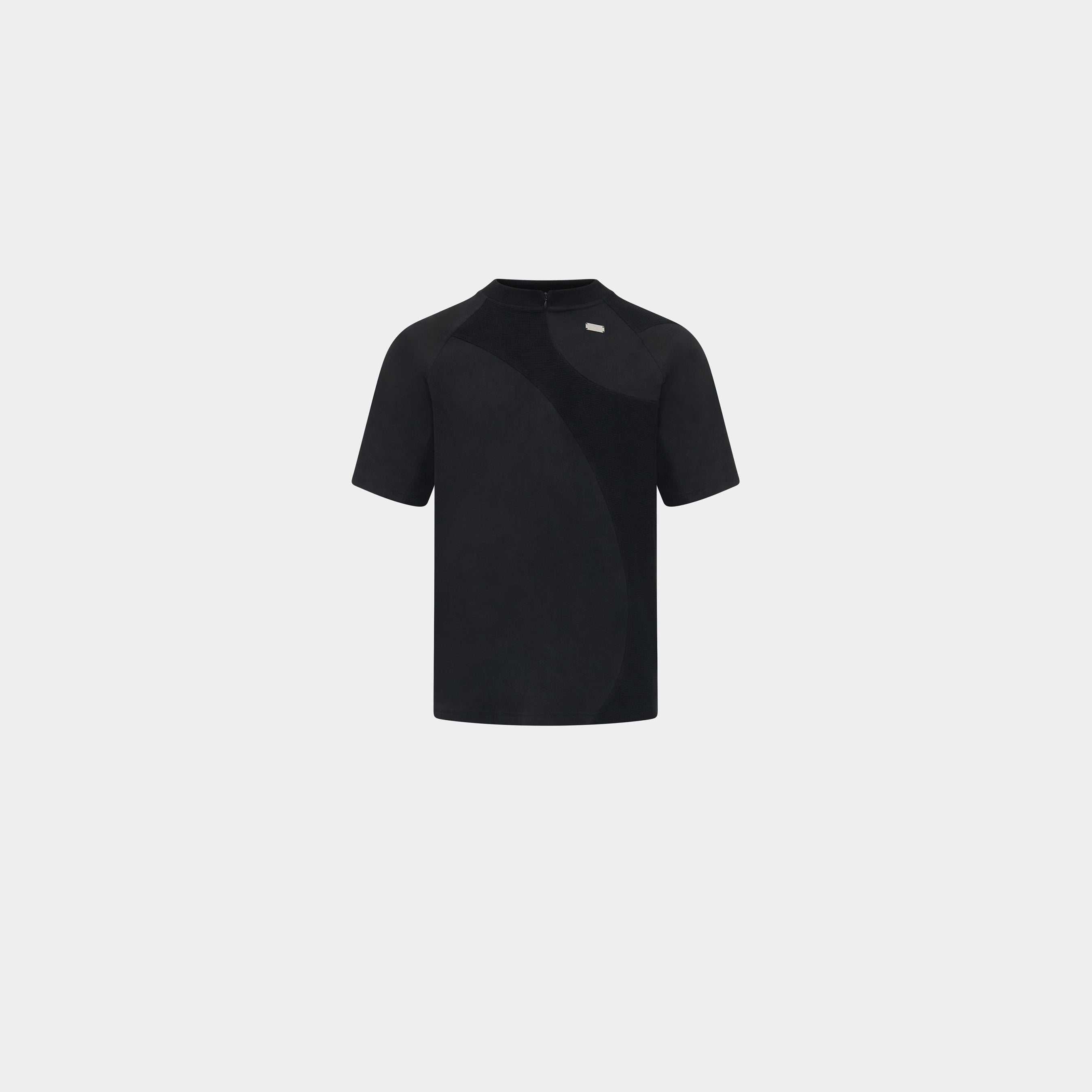 HE, product: KONTRAST-T-SHIRT  (Fig. 1)
