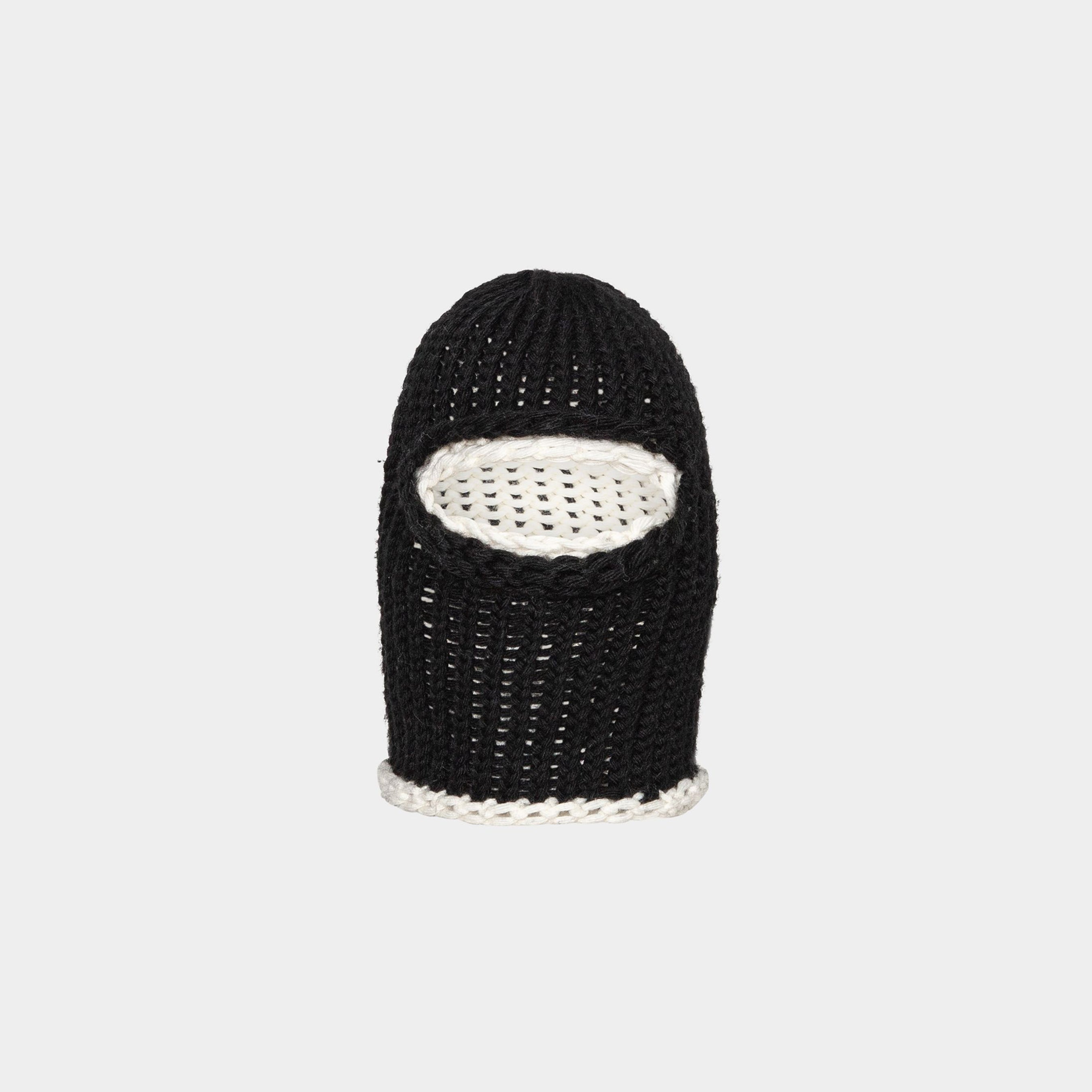 HE, product: CONSONANCE BALACLAVA (Fig. 1)