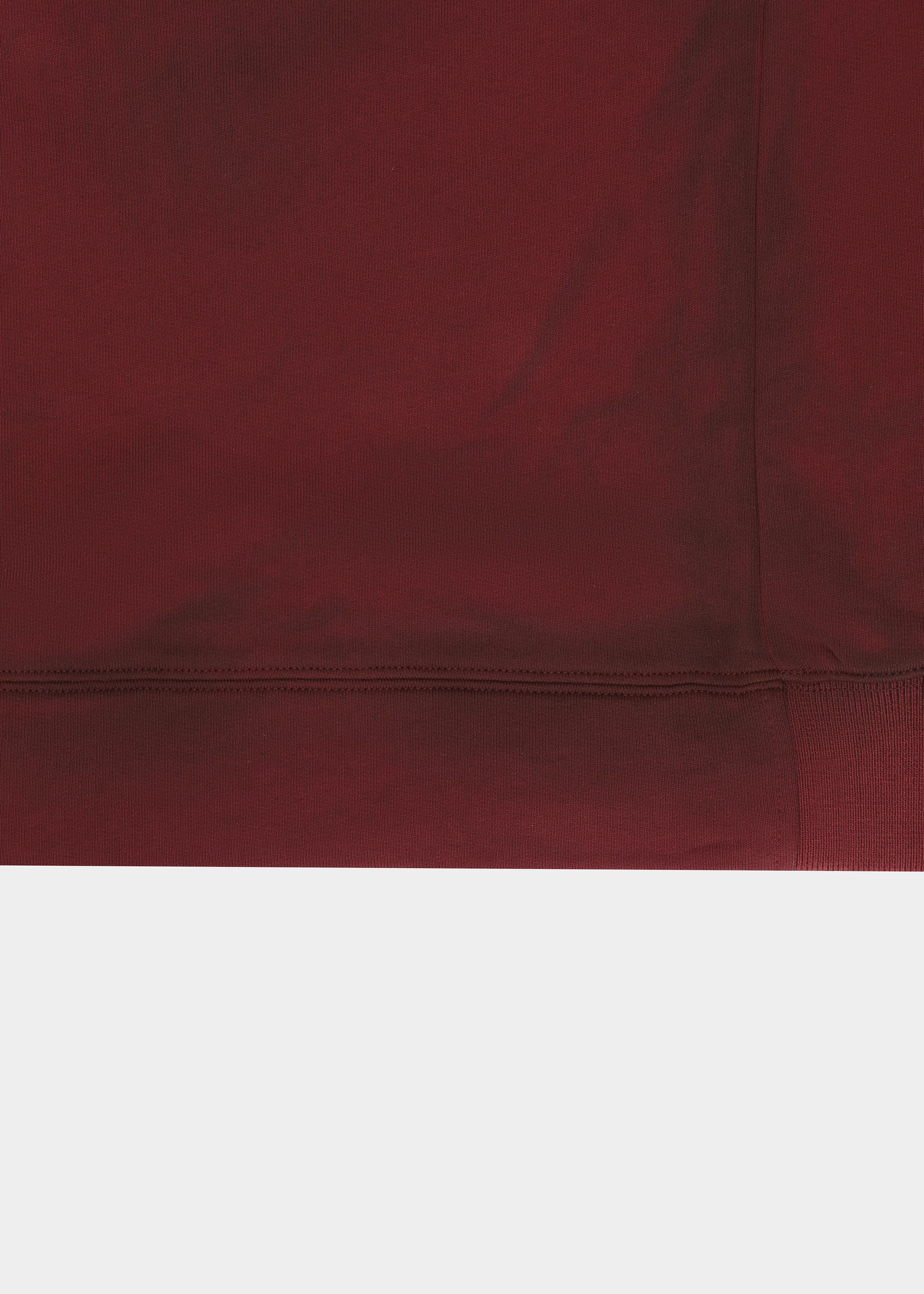 HE, product: KINETIC CREWNECK (Fig. 3)