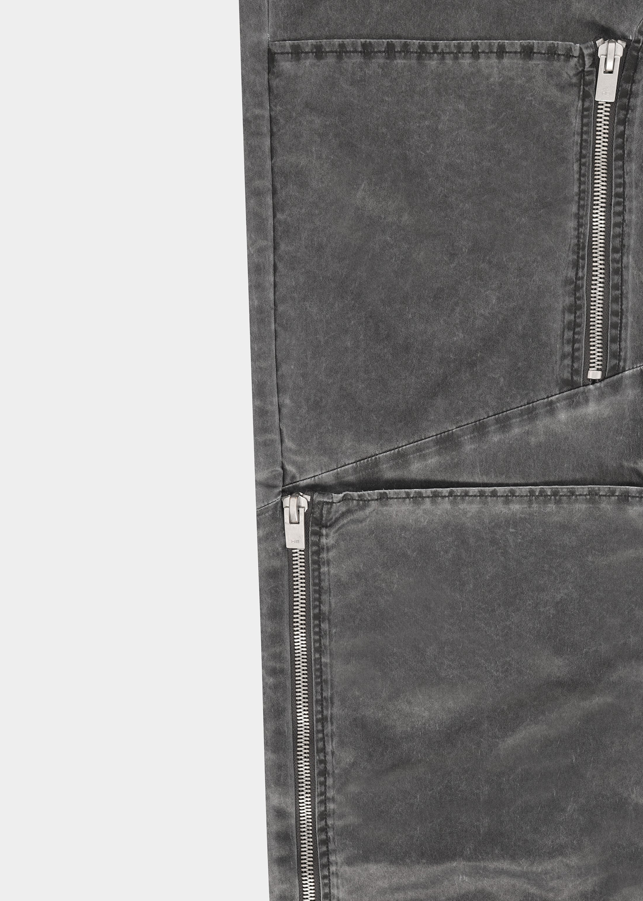 HE, product: MANIPULATED CARGO TROUSERS (Fig. 5)