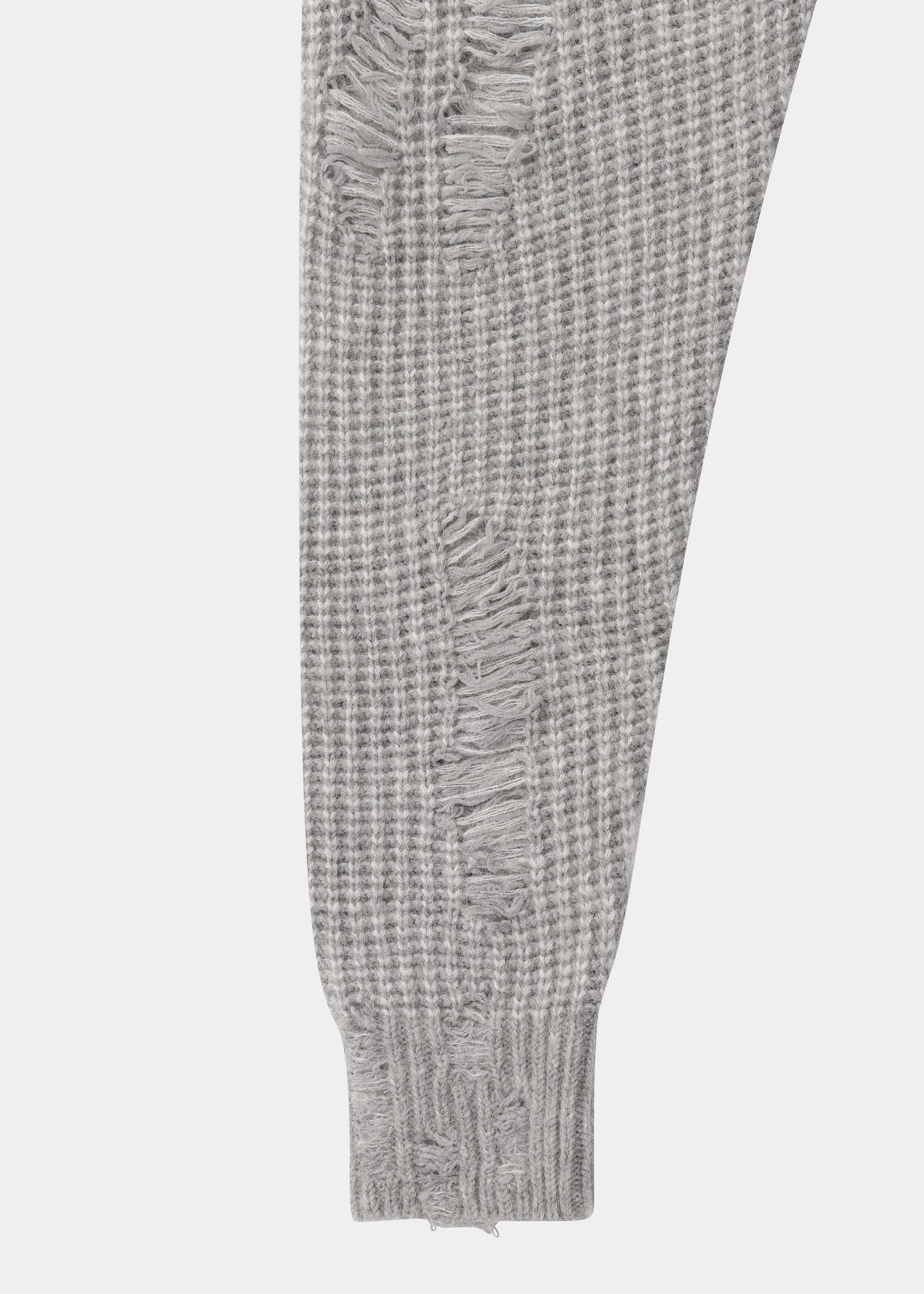 HE, product: CONVEX DISTRESSED KNIT (Fig. 9)