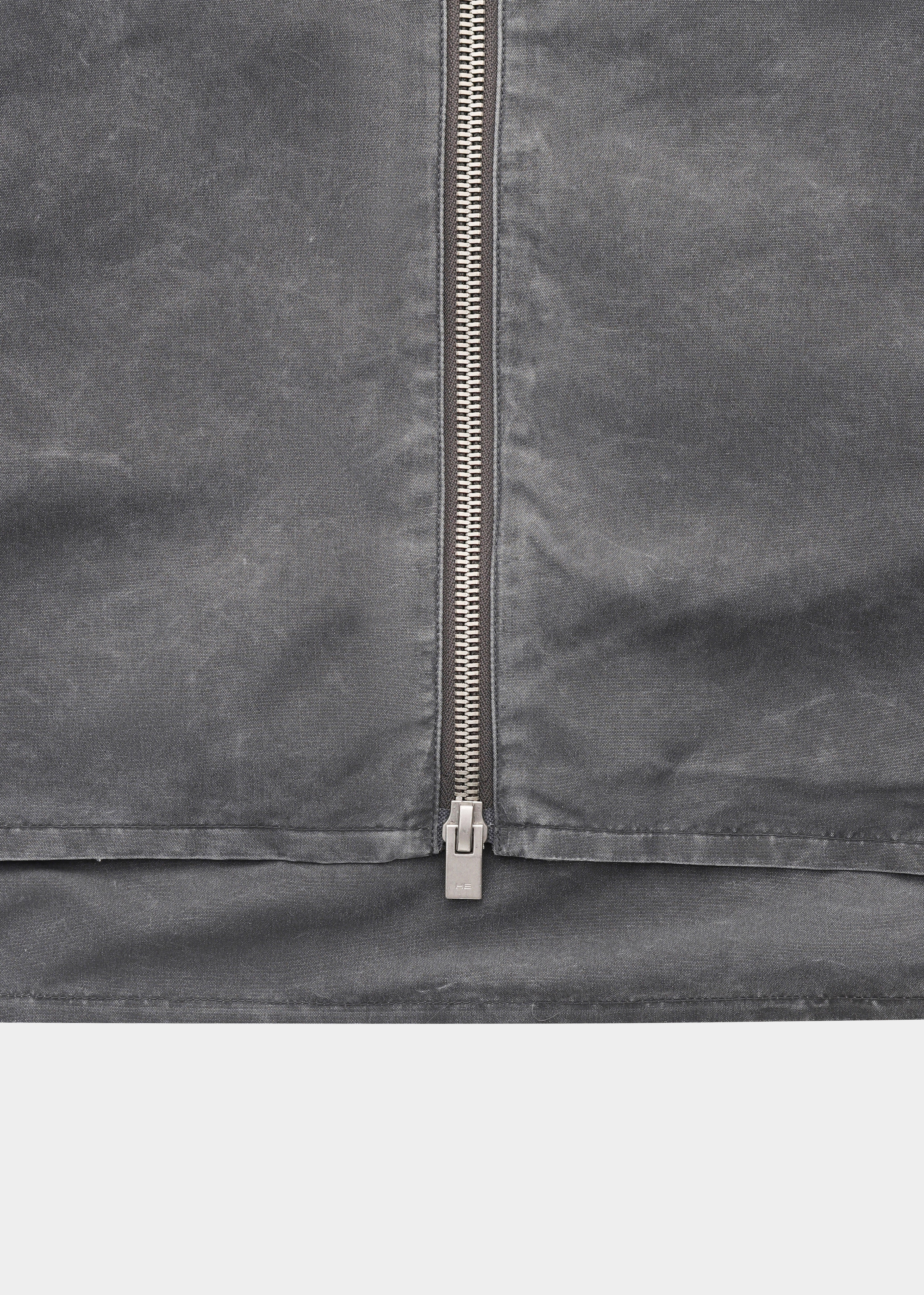 HE, product: UNLINKED TECHNICAL SHIRT (Fig. 6)