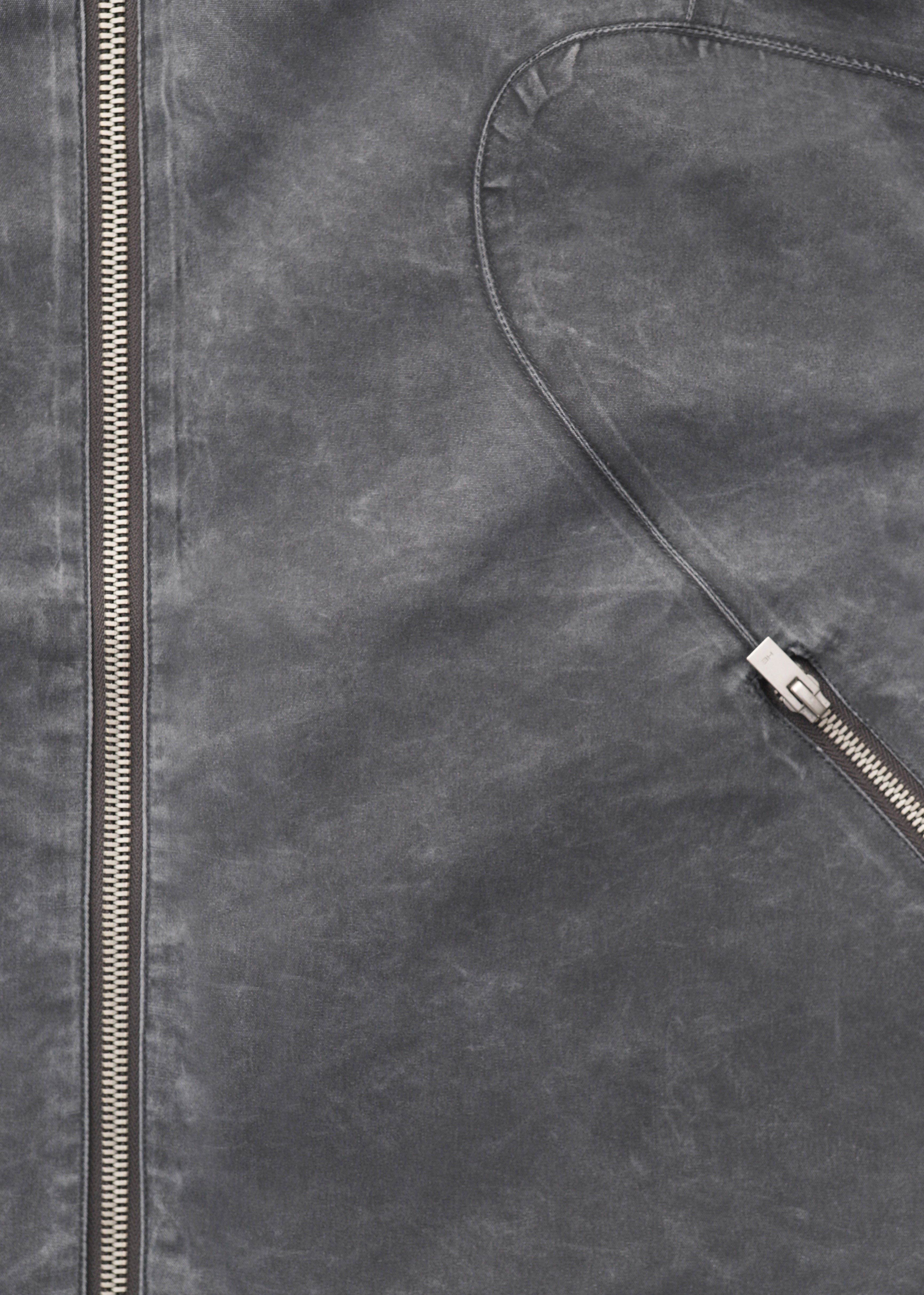 HE, product: UNLINKED TECHNICAL SHIRT (Fig. 10)