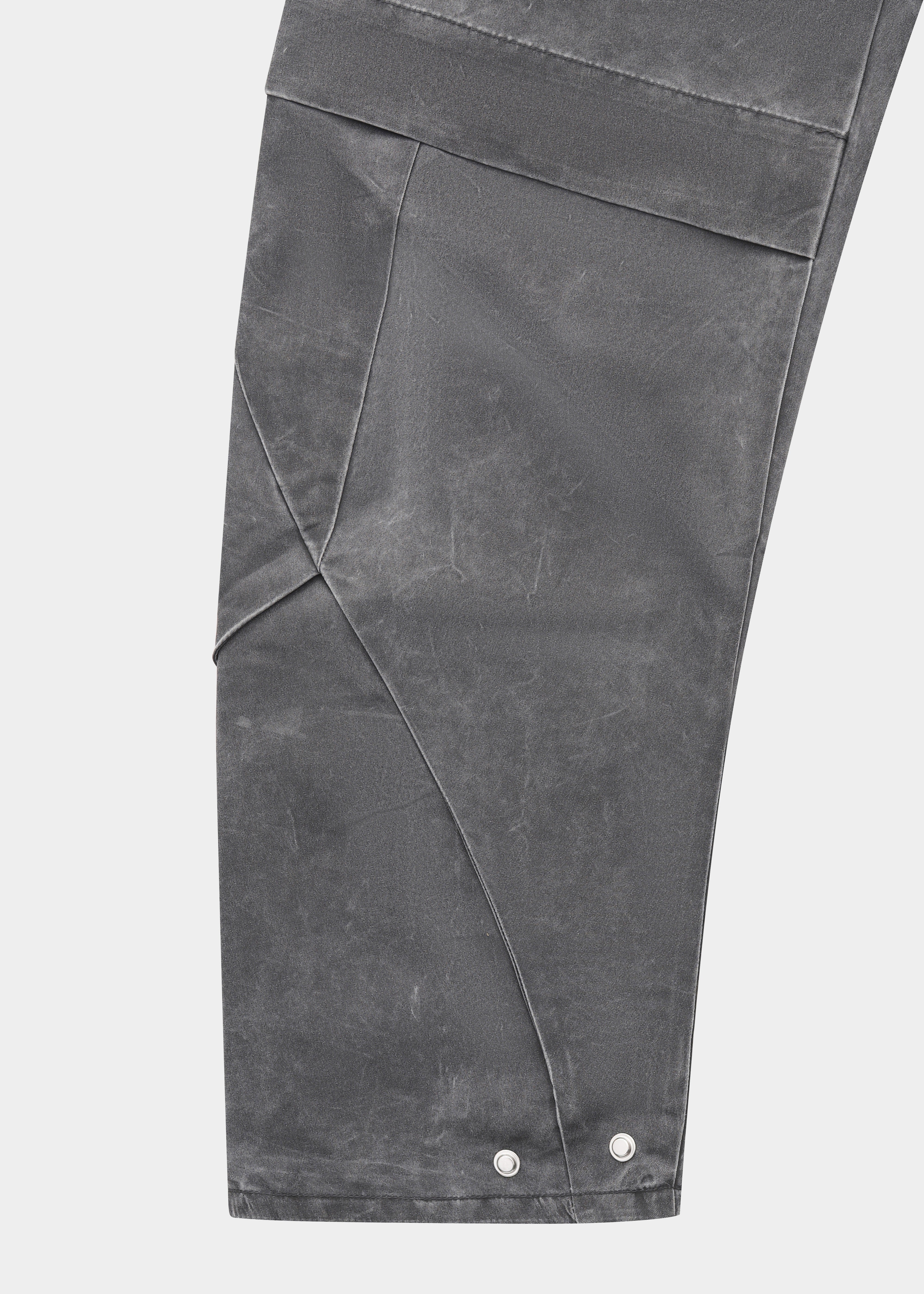 HE, product: UNLINKED TECHNICAL SHIRT (Fig. 11)