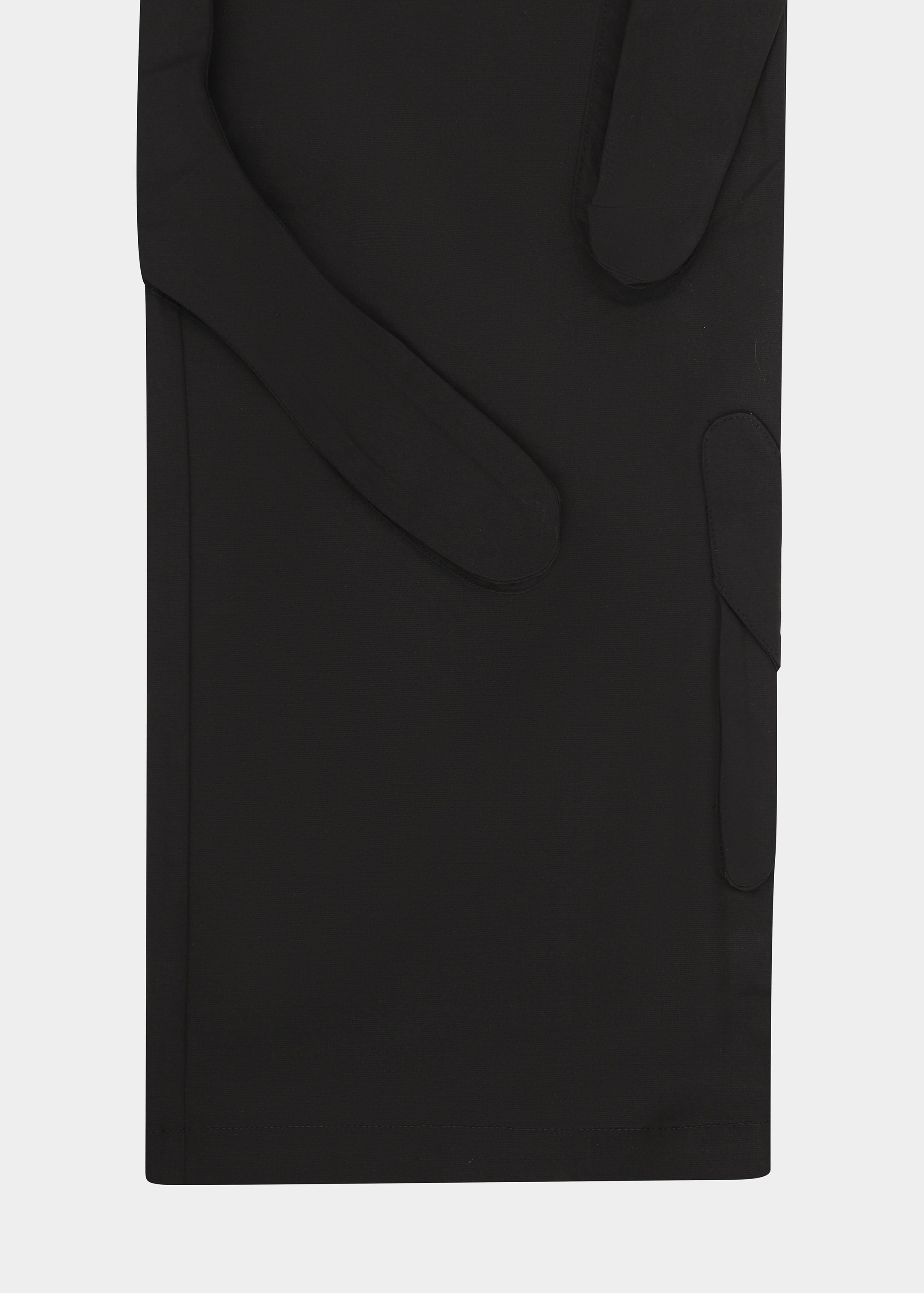 HE, product: CONFLAGRANT CARGO PANTS (Fig. 7)