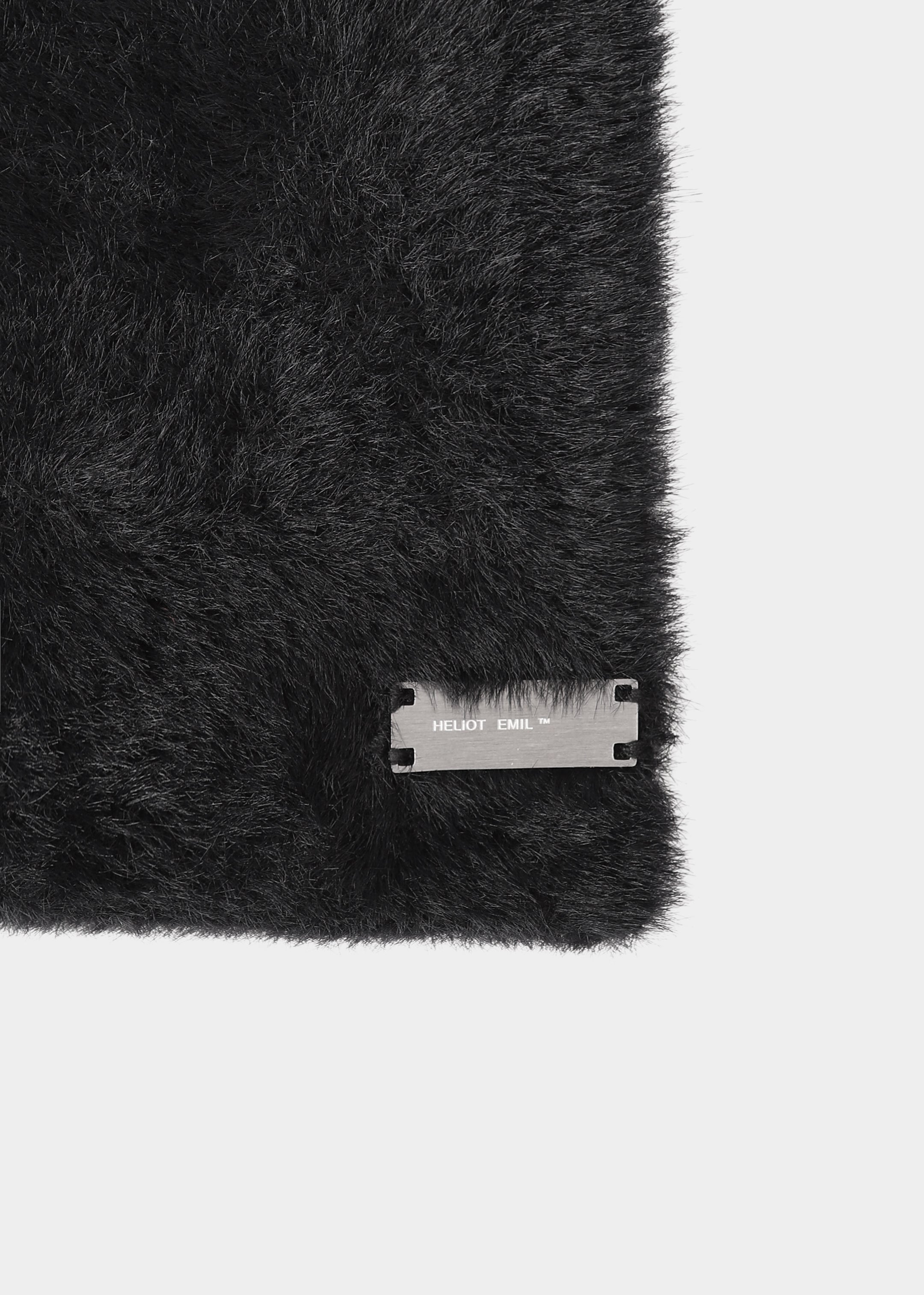 HE, product: ARISE BALACLAVA (Fig. 10)