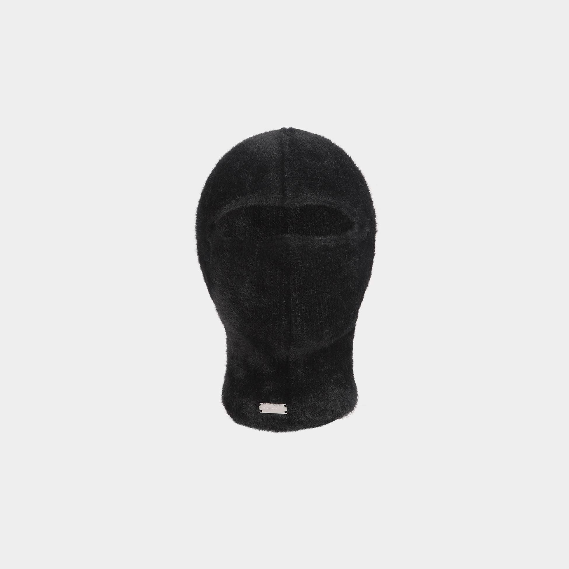 HE, product: ARISE BALACLAVA (Fig. 1)