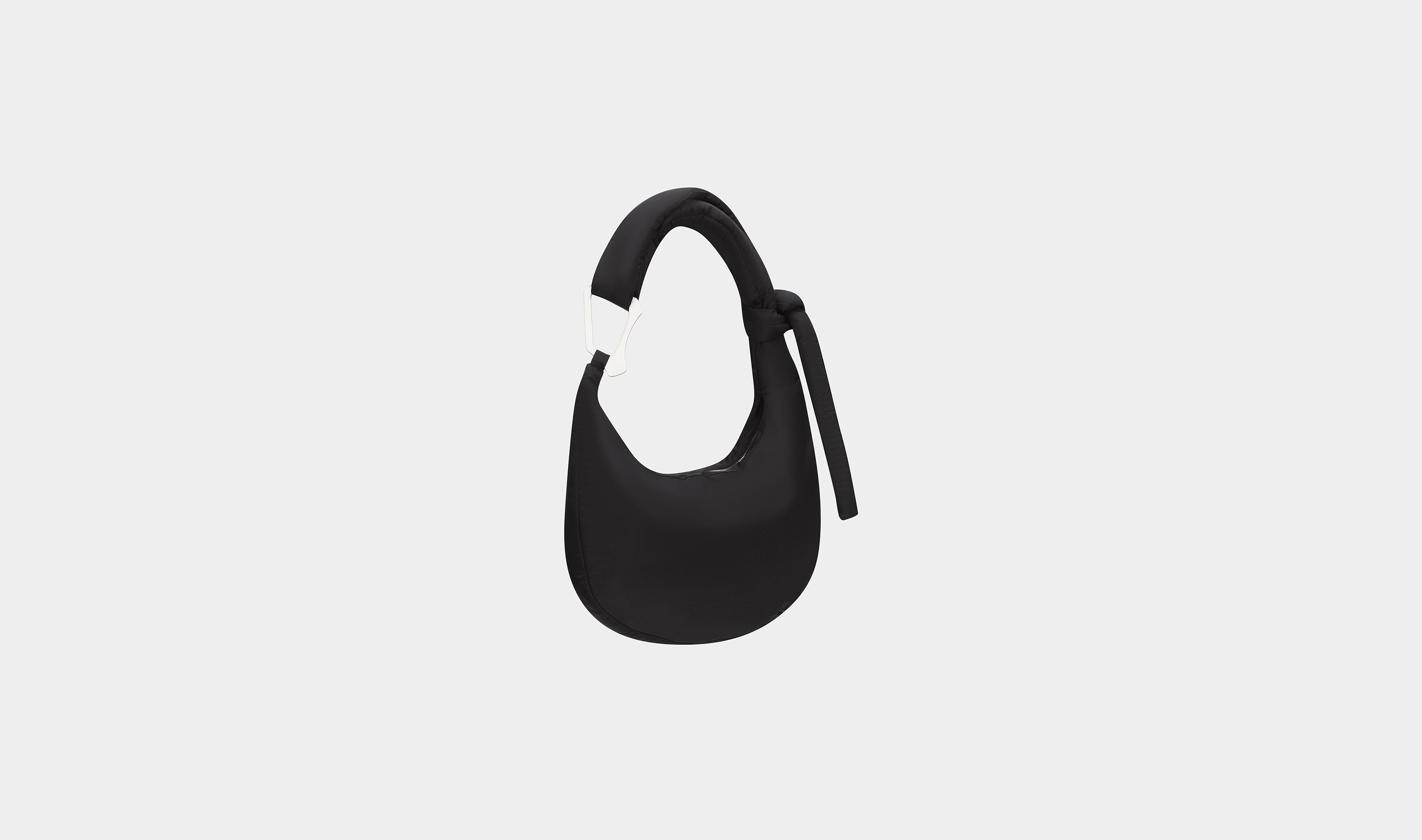 HE, product: ATTACHE TOTE (Fig. 8)