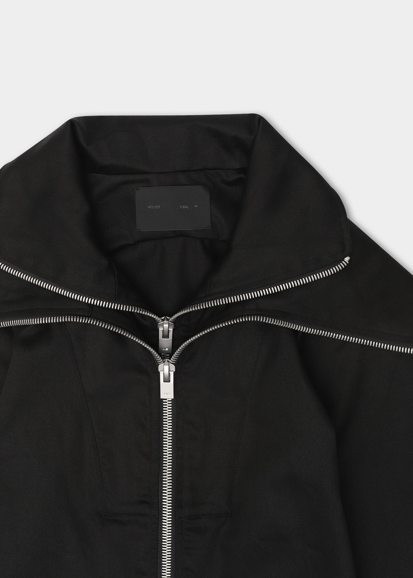 HE, product: EREMETIC LS SHIRT (Fig. 7)