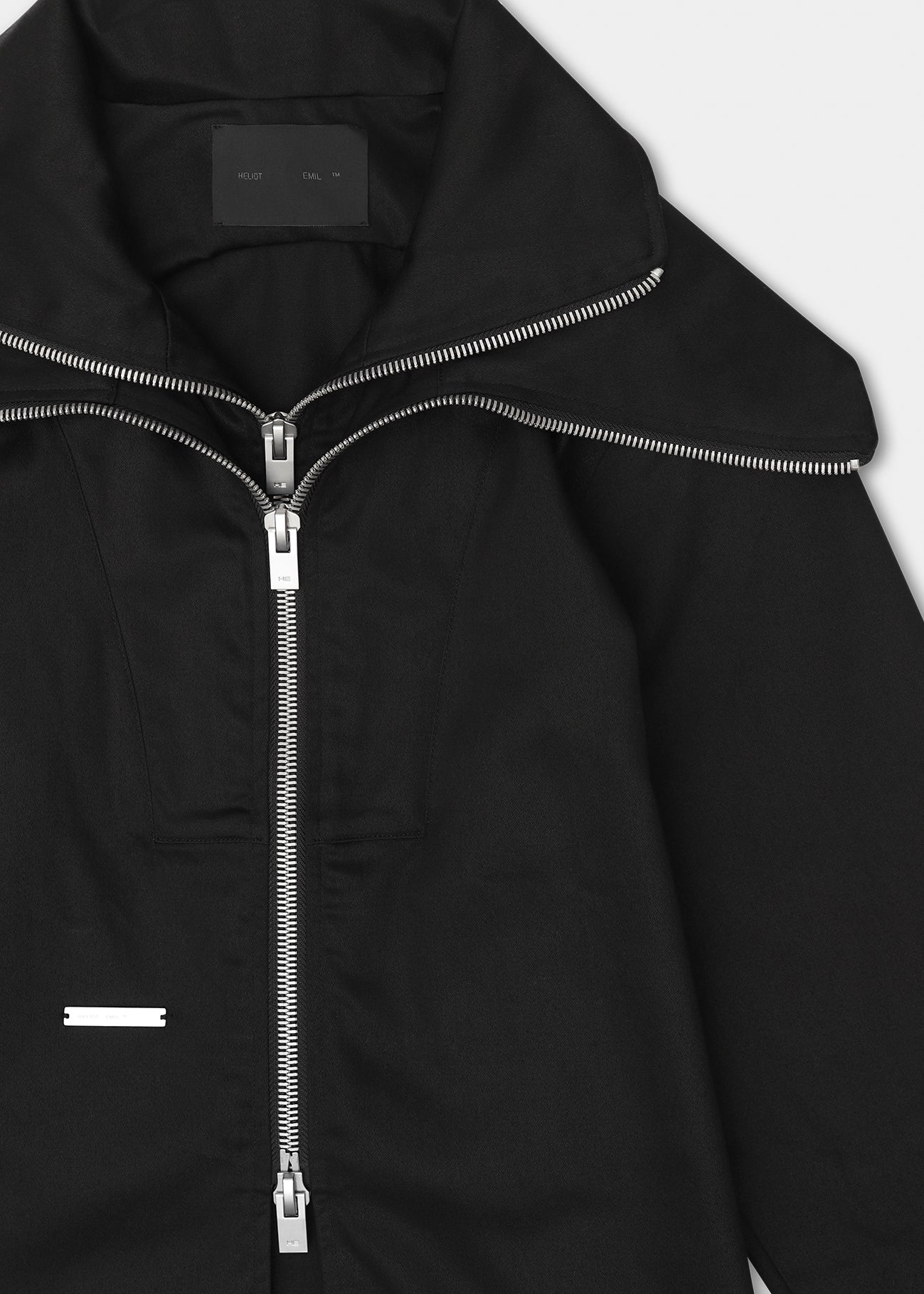 HE, product: EREMETIC LS SHIRT (Fig. 8)