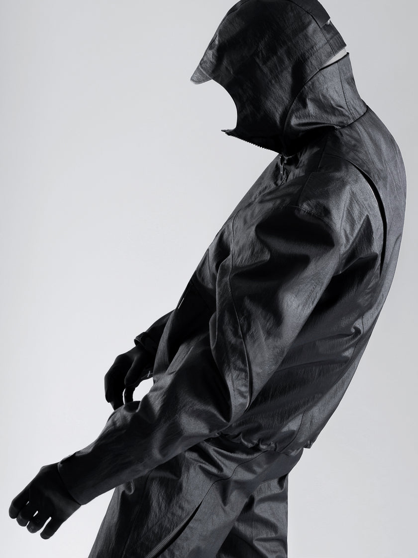 HE, product: RESILIENCE TECHNICAL JACKET (Fig. 19)