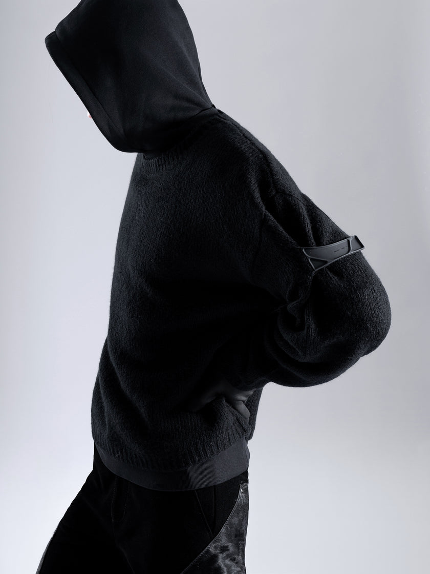 HE, product: INVIOLA CASHMERE CREWNECK (Fig. 15)