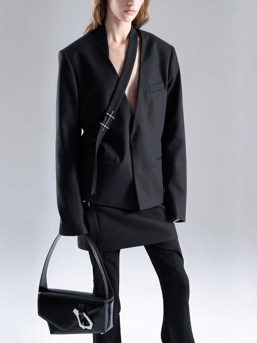 HE, product: AEGIS BLAZER (Fig. 12)