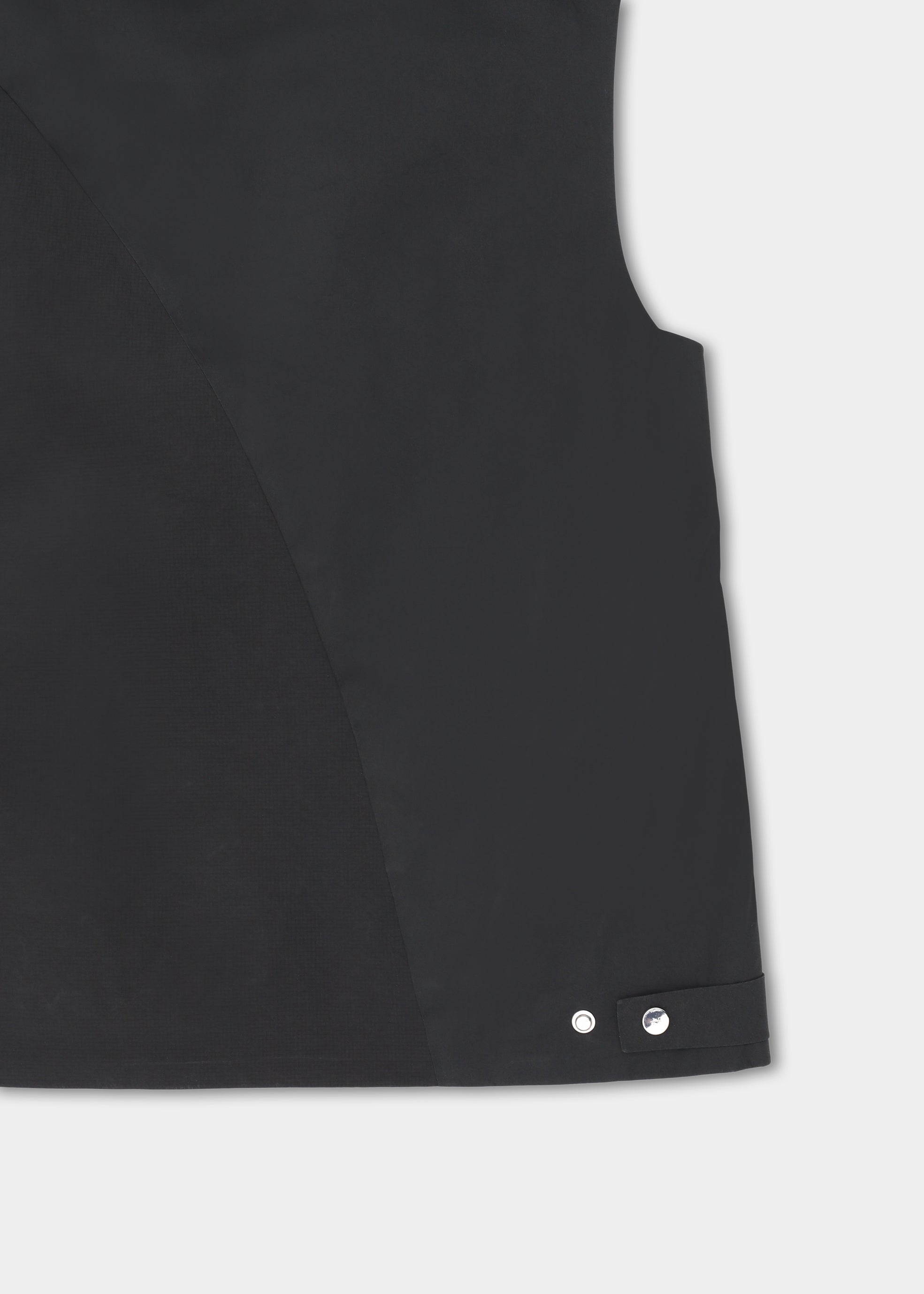 HE, product: POLARIZE VEST (Fig. 10)