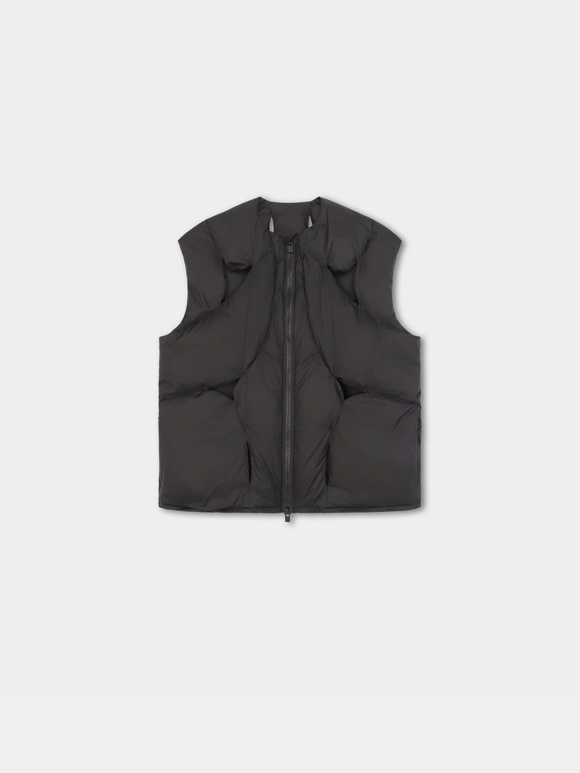 HE, product: SOLSTICE PADDED VEST (Thumbnail)