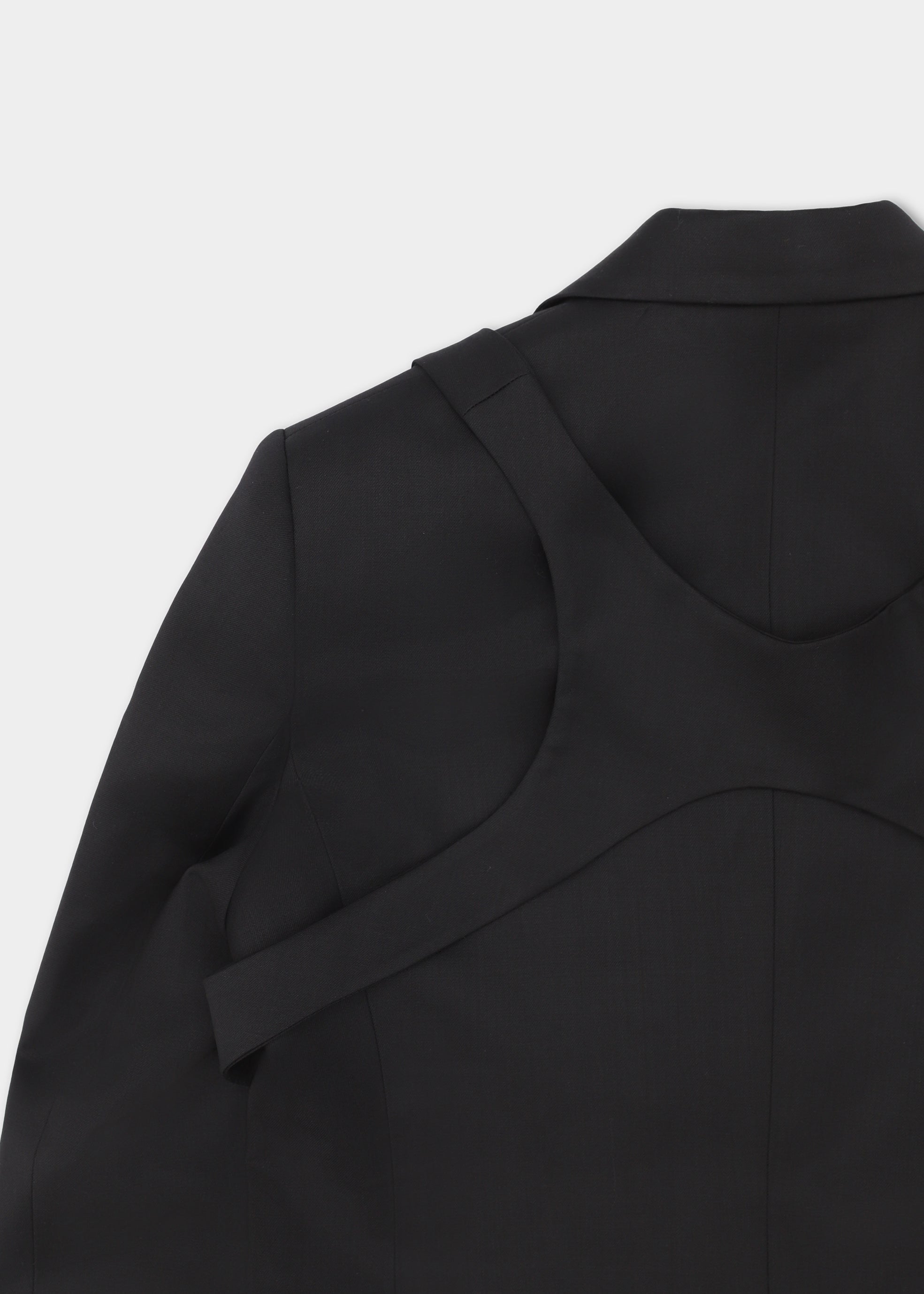 HE, product: GLASSINE BLAZER IN WOOL (Fig. 9)