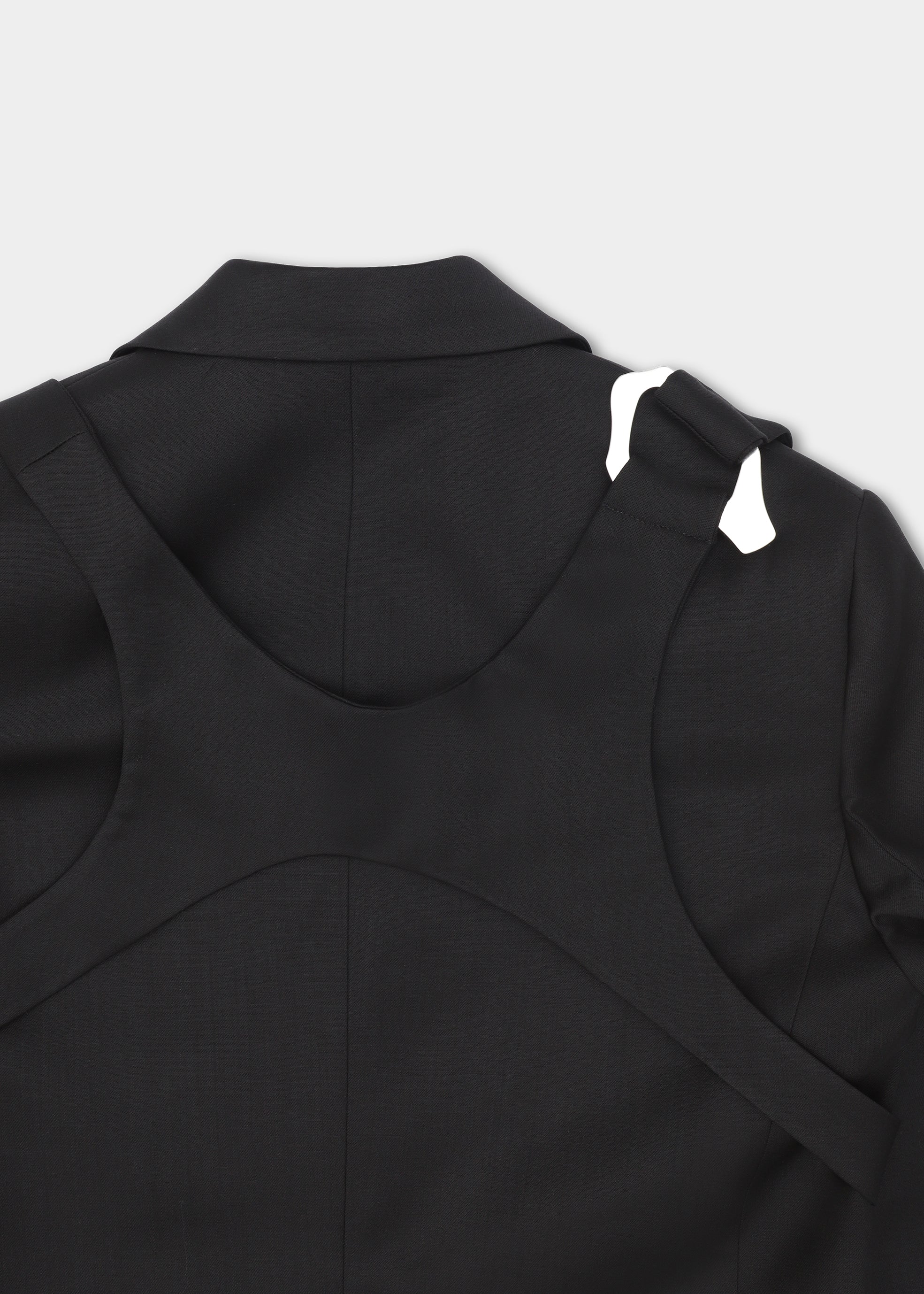 HE, product: GLASSINE BLAZER IN WOOL (Fig. 11)